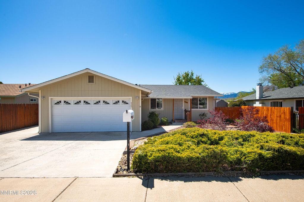 Photo of 925 Tourmaline Drive, Carson City, NV 89705 (MLS # 260005144)