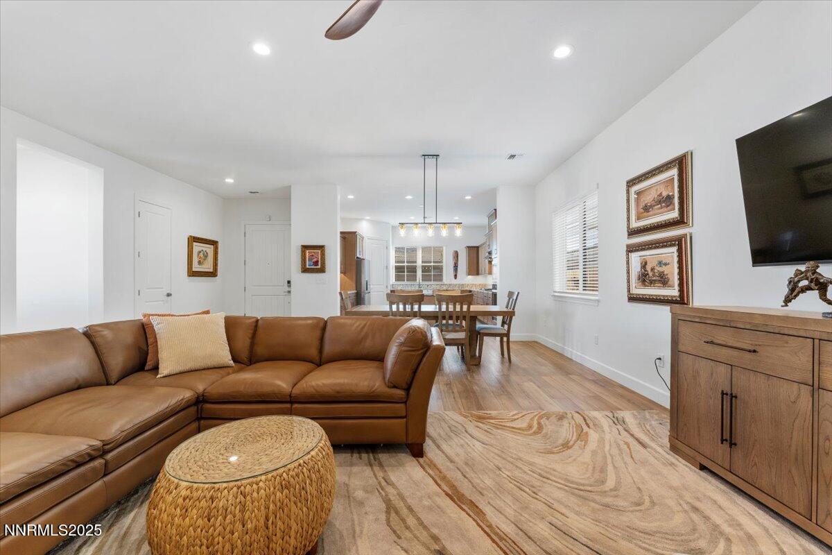 10-2209 Leathermans Drive Reno NV 89521