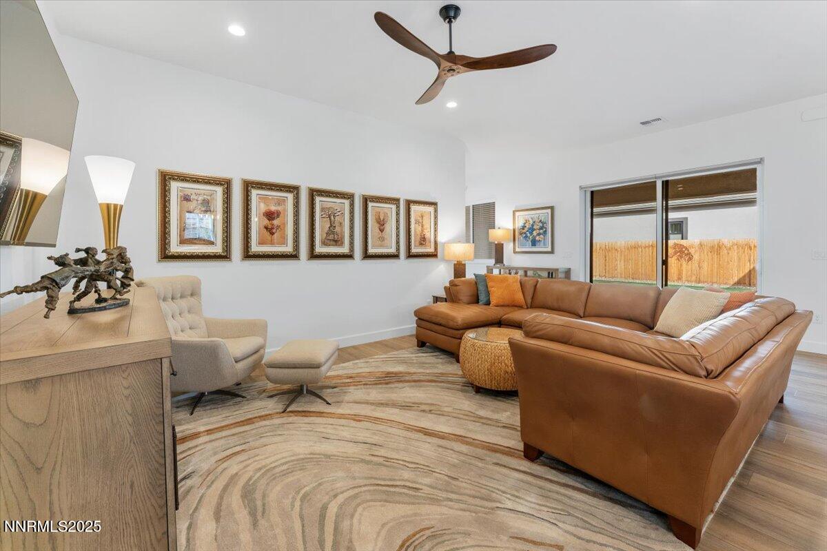 09-2209 Leathermans Drive Reno NV 89521