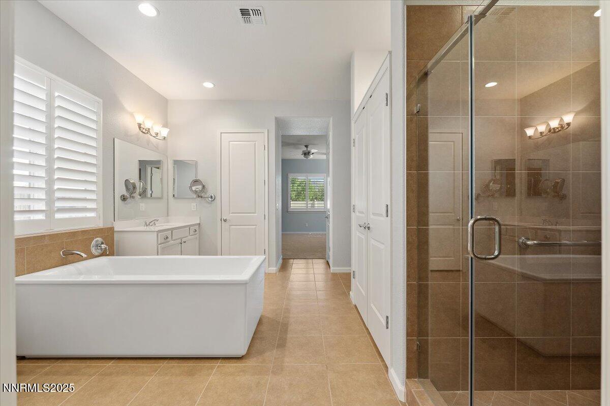 21-2250 Trakehner Lane Reno NV 89521 (26