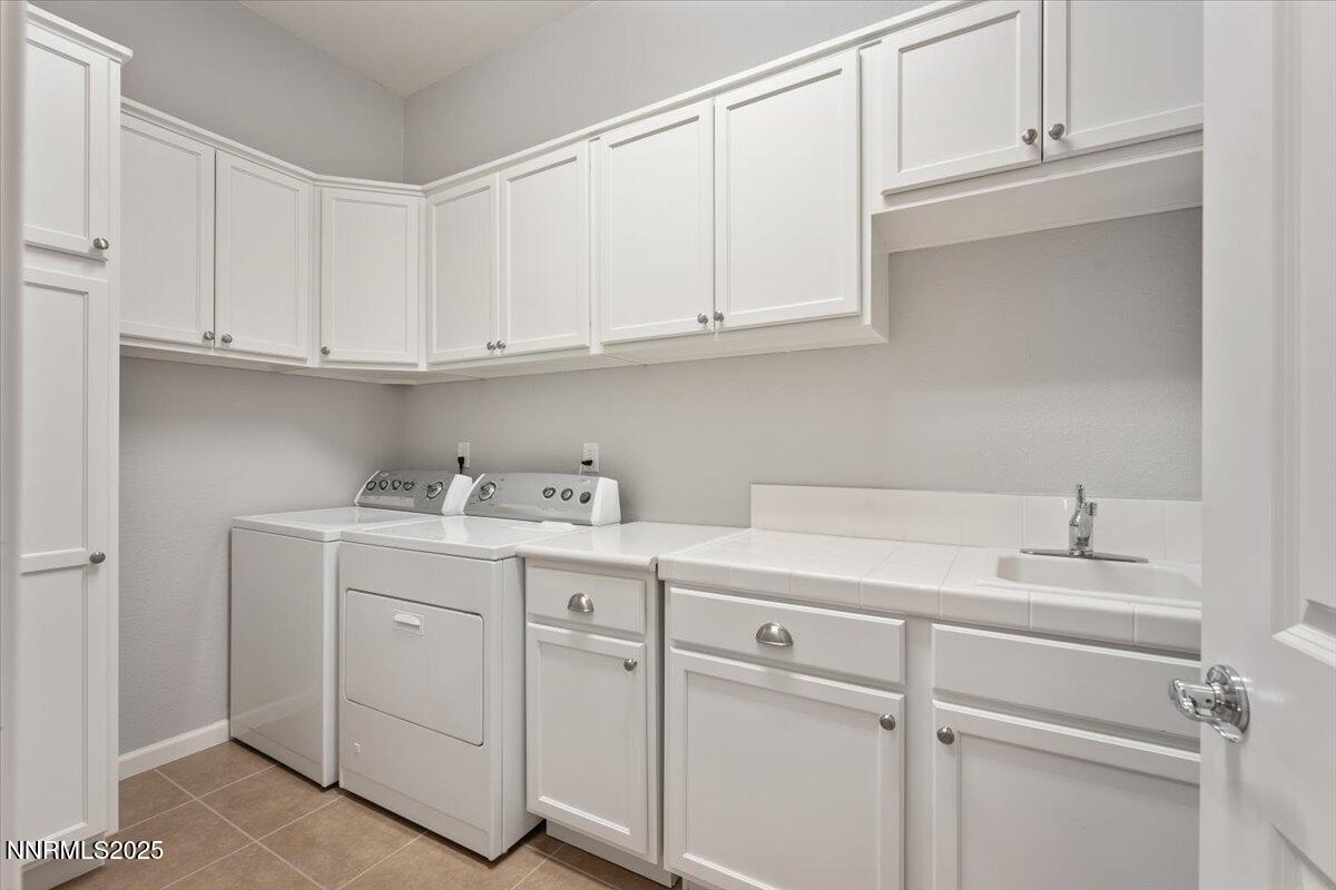 29-2250 Trakehner Lane Reno NV 89521 (35