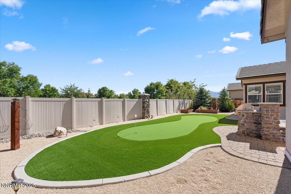 38-2250 Trakehner Lane Reno NV 89521 (47