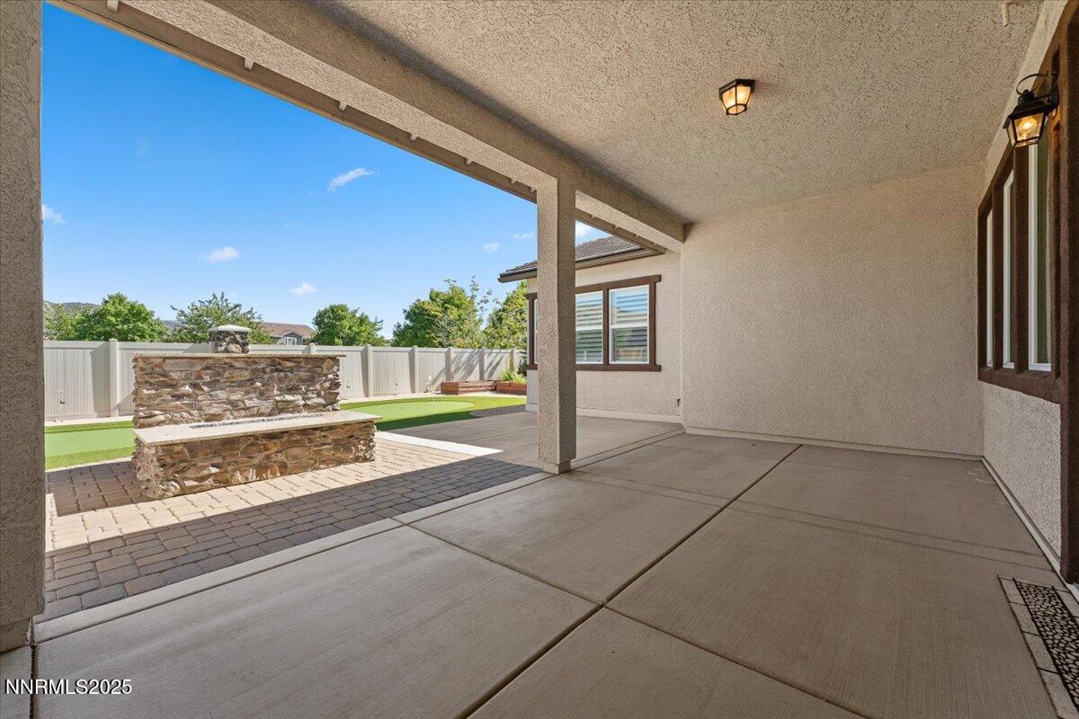 32-2250 Trakehner Lane Reno NV 89521 (38