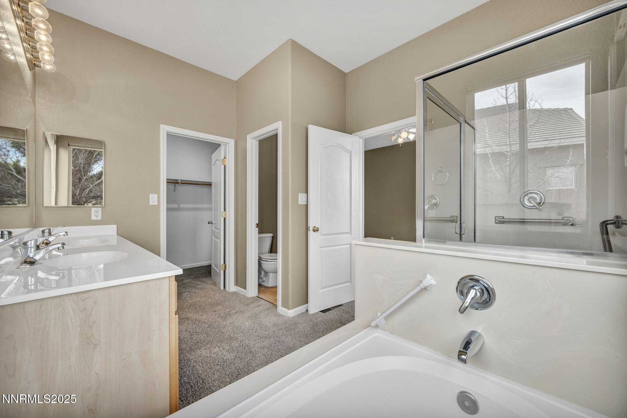 52-web-or-mls-2465-lincoln-meadows-dr