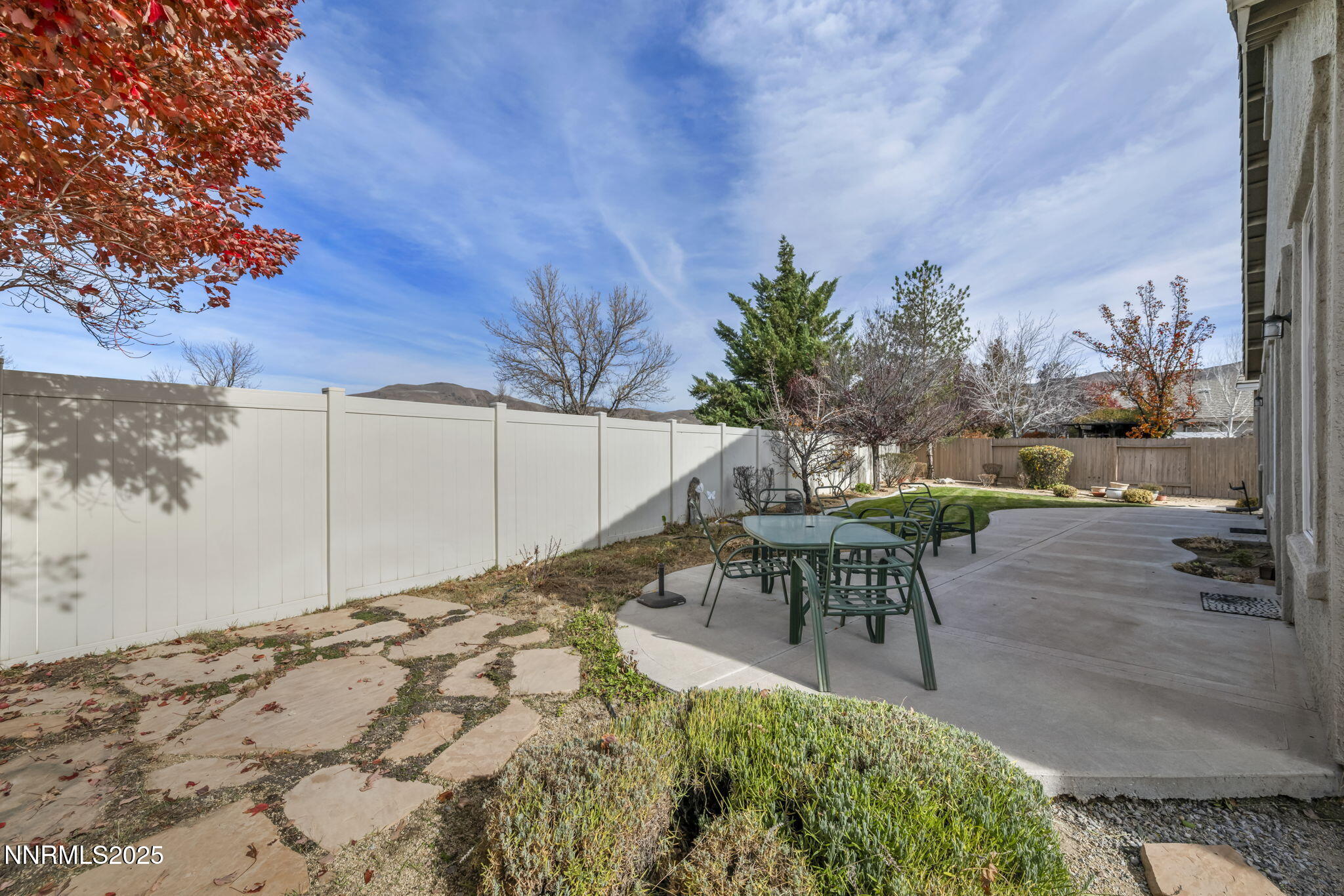 7-web-or-mls-2465-lincoln-meadows-dr
