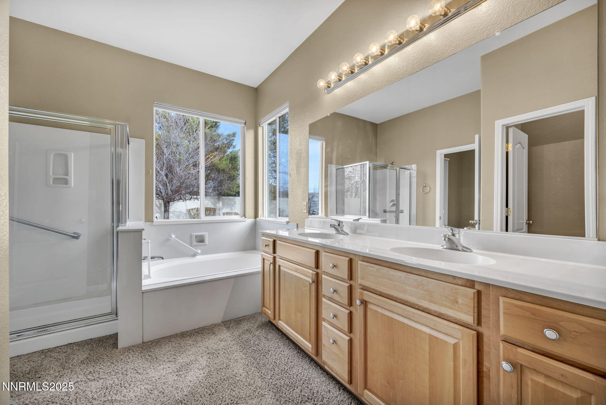 51-web-or-mls-2465-lincoln-meadows-dr