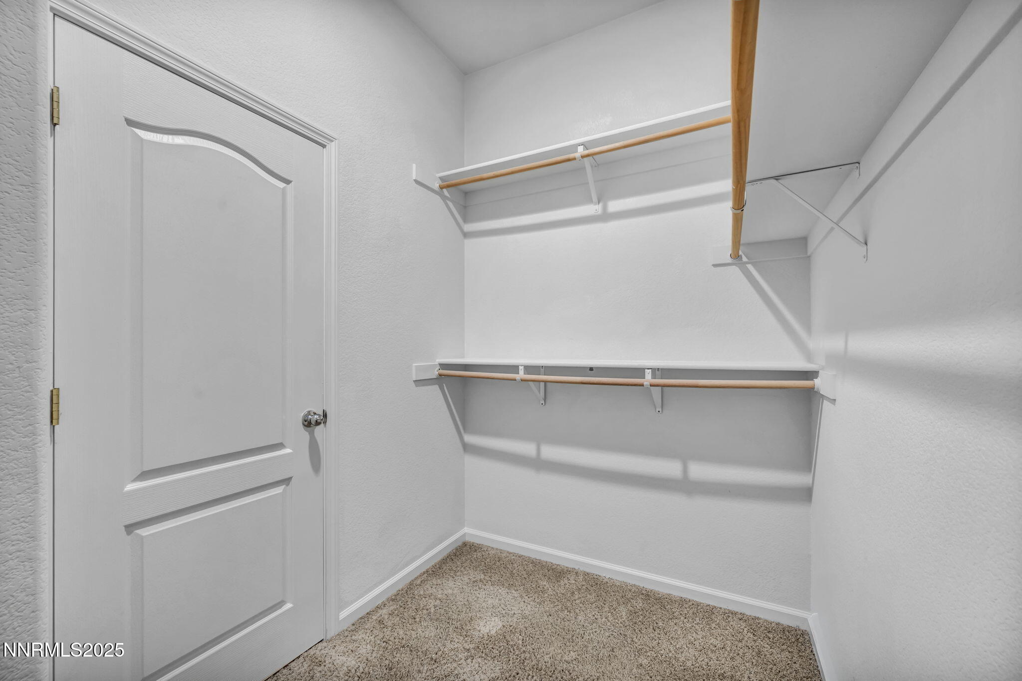 45-web-or-mls-2465-lincoln-meadows-dr