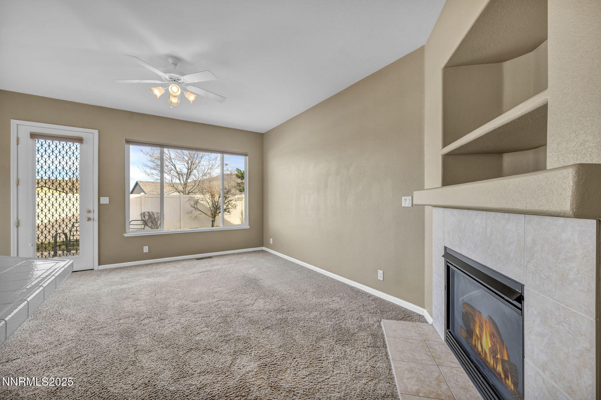 15-web-or-mls-2465-lincoln-meadows-dr