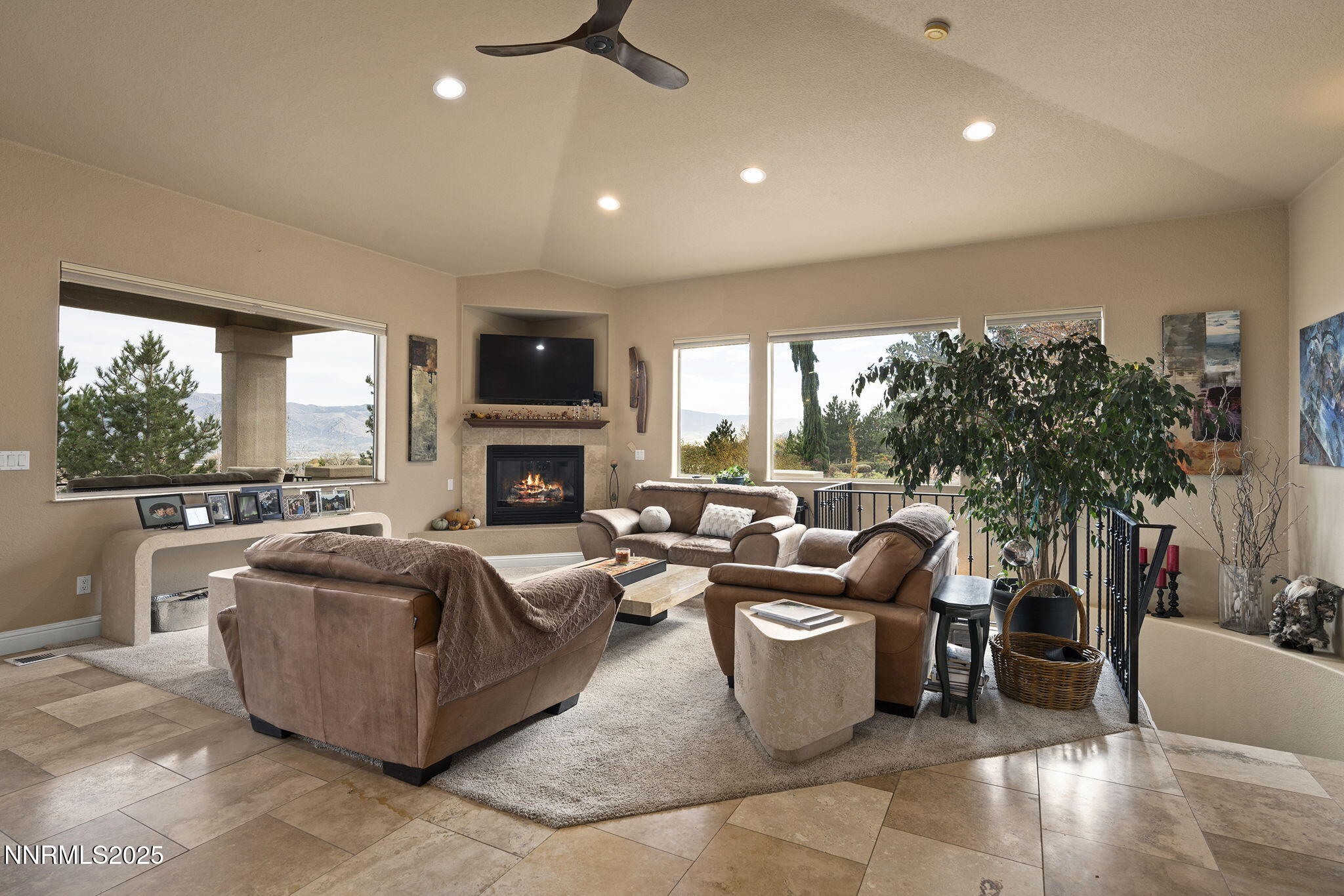 16-web-or-mls-_DSC7247