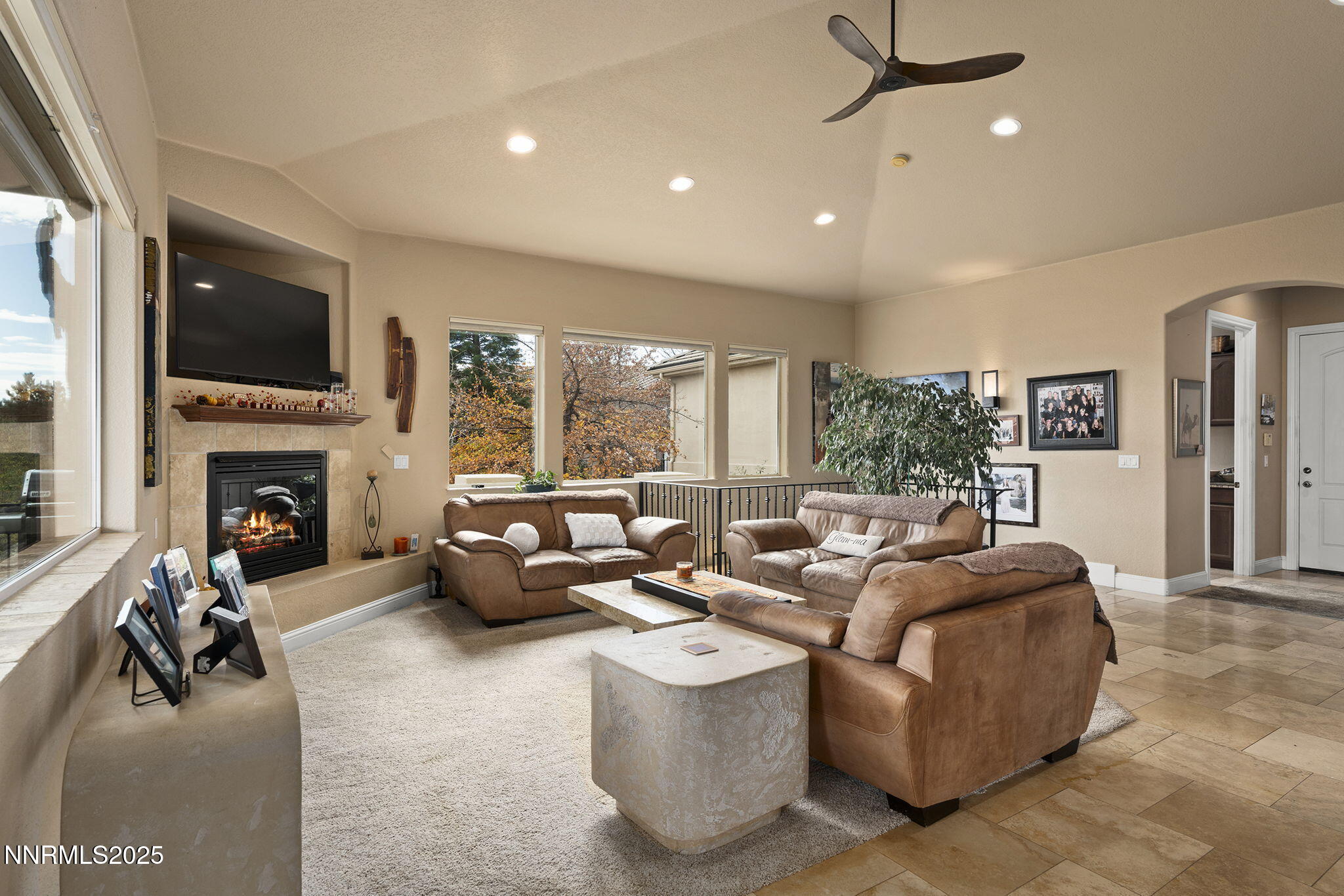 17-web-or-mls-_DSC7252