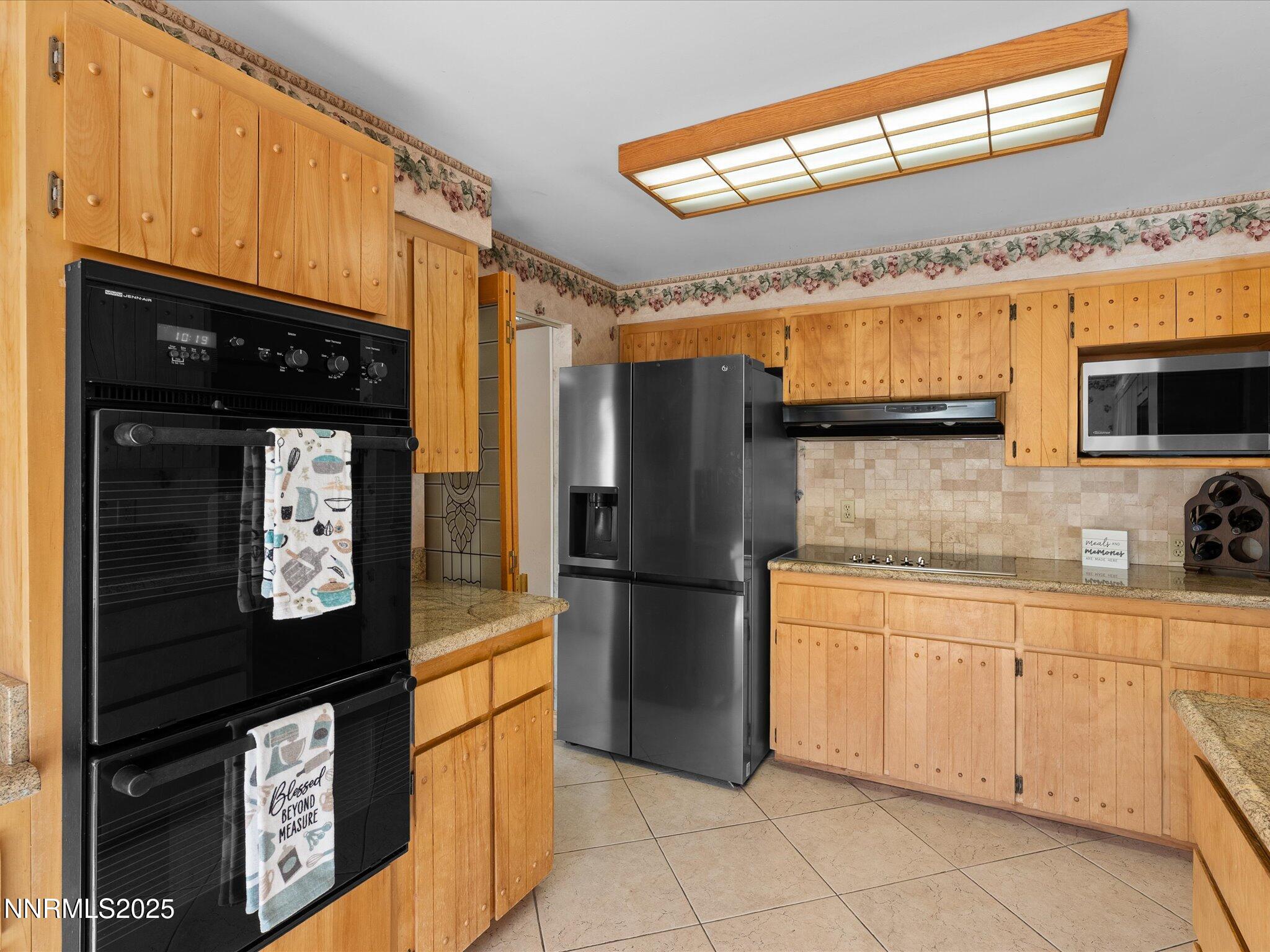 26-13840 Chamy Dr -125