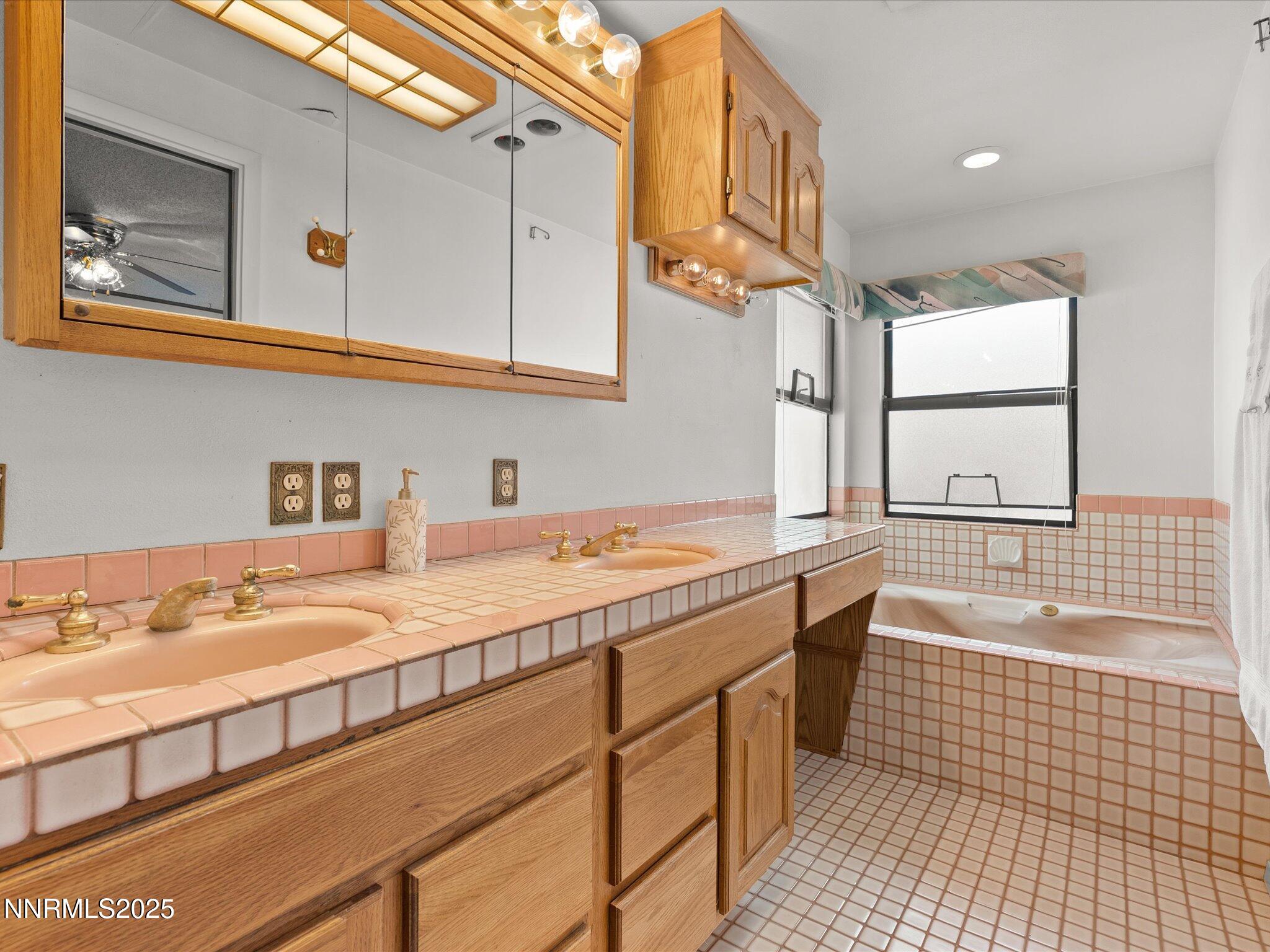 37-13840 Chamy Dr -136