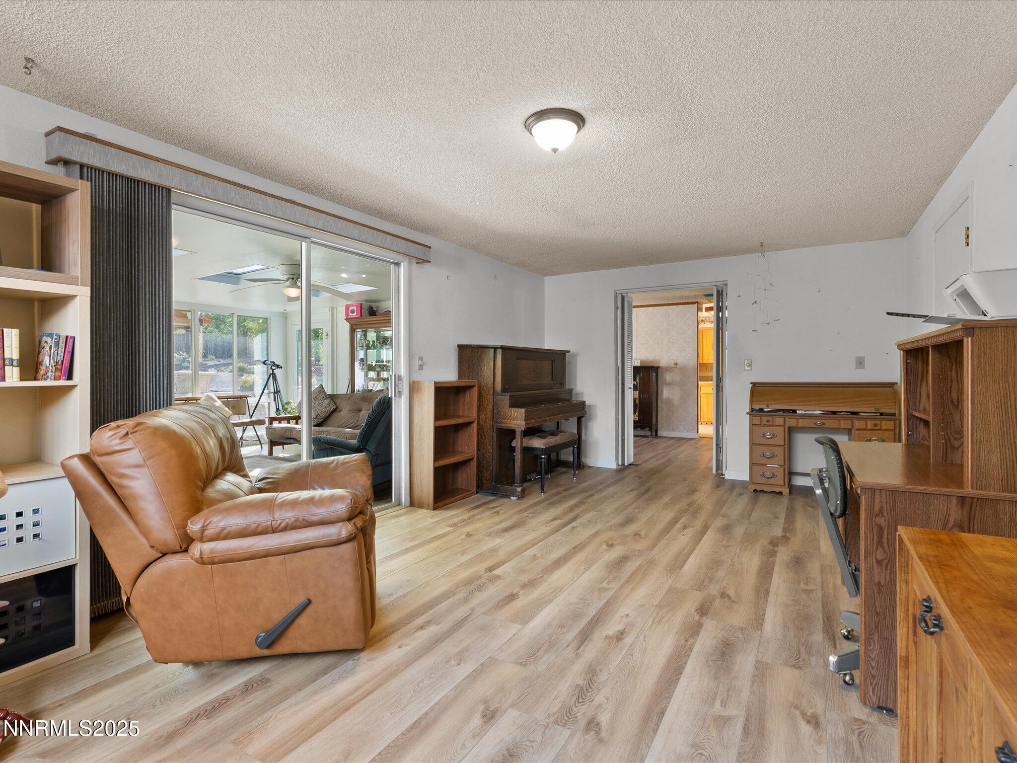 30-13840 Chamy Dr -129