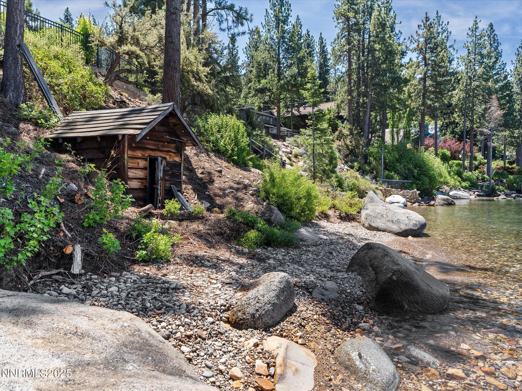 056-1473 Flowers Ave-155