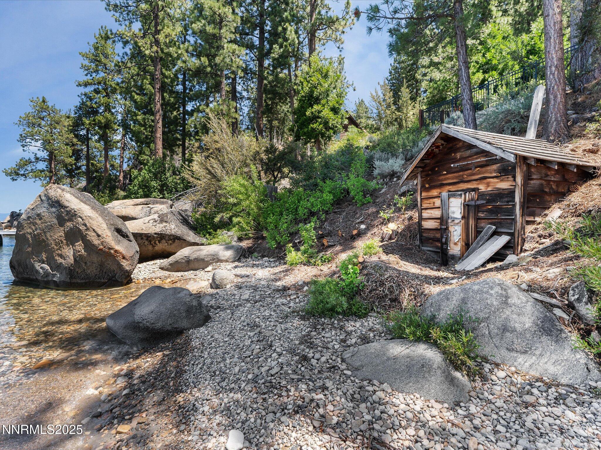 057-1473 Flowers Ave-156