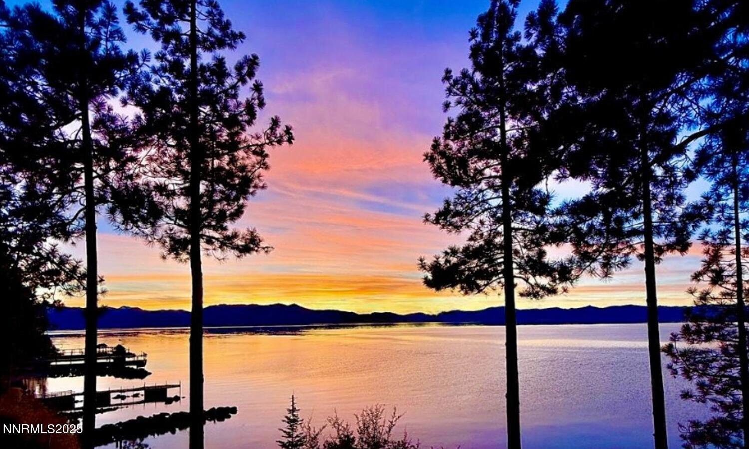 1472 Flowers Ave Blue Sunset