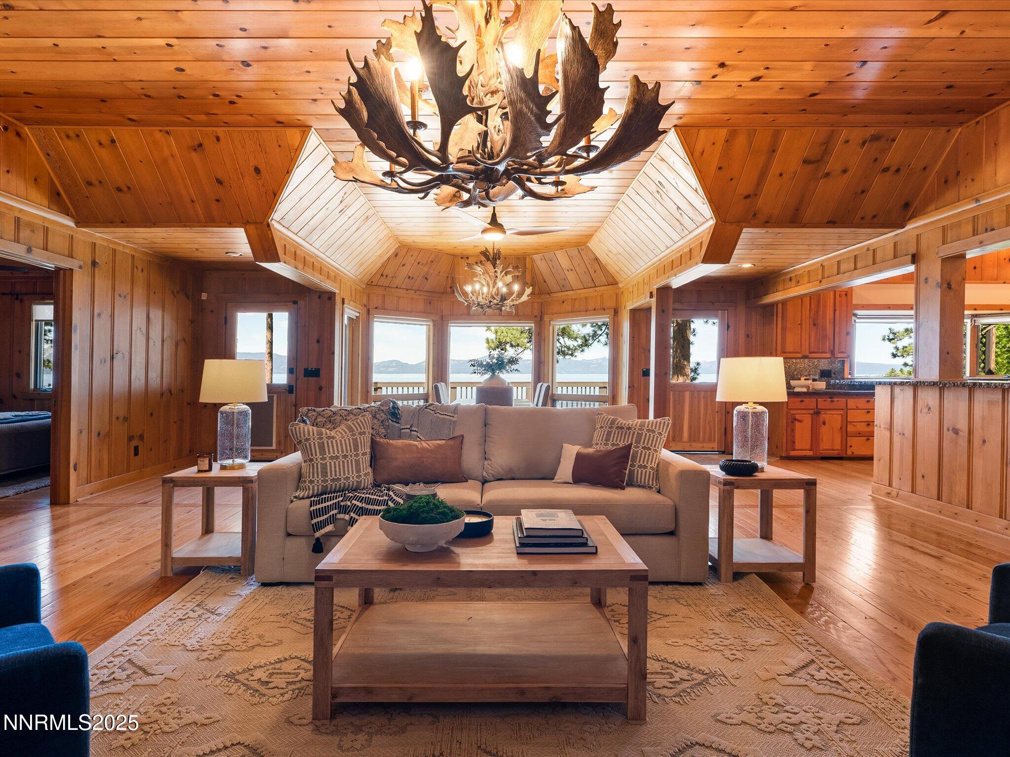 084-1473 Flowers Ave-NEW--105