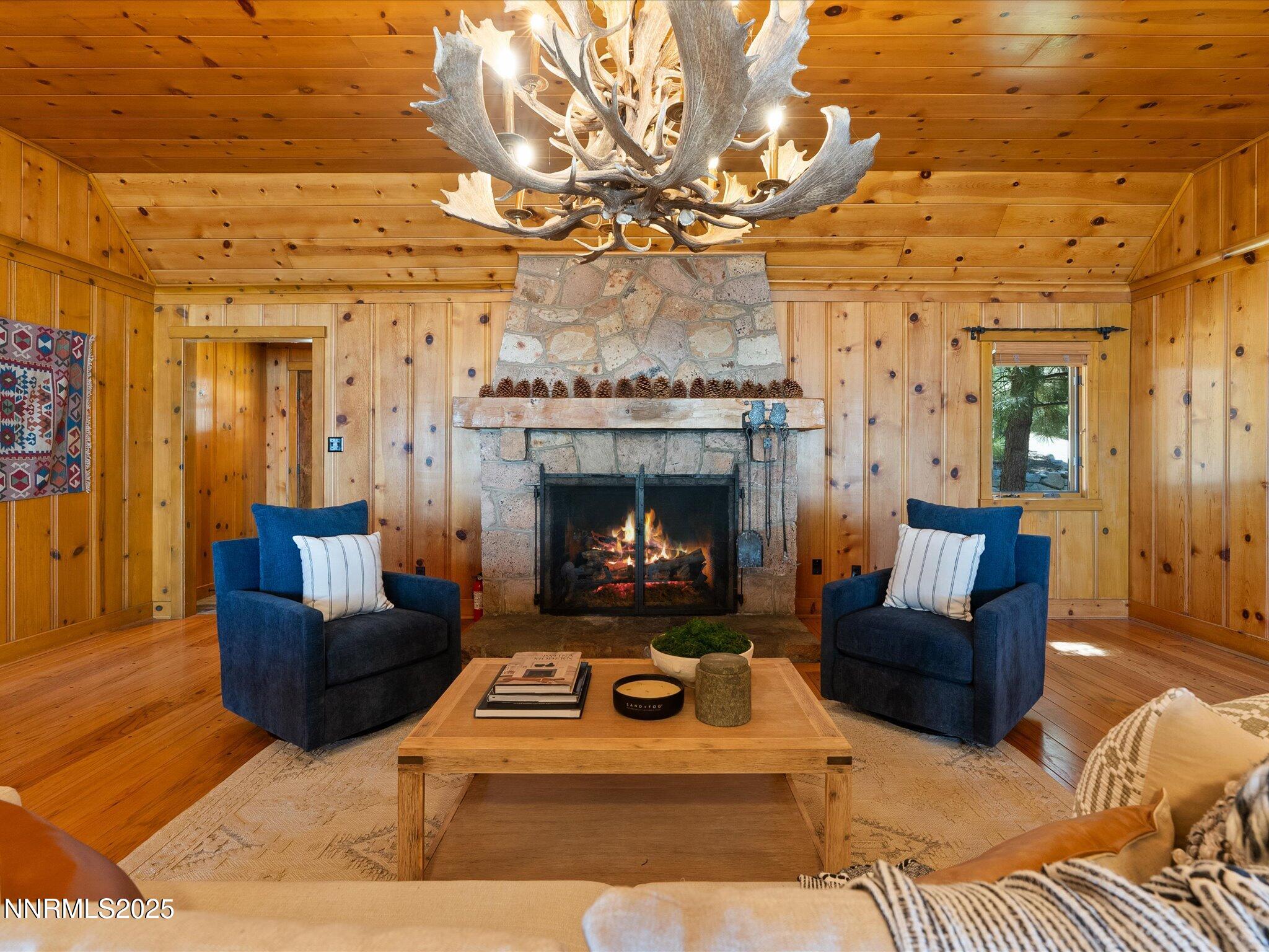 079-1473 Flowers Ave-NEW--100