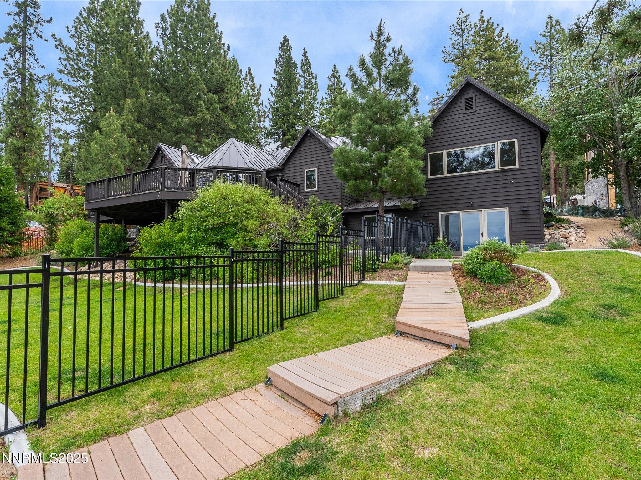 075-1473 Flowers Ave-Exteriors-117