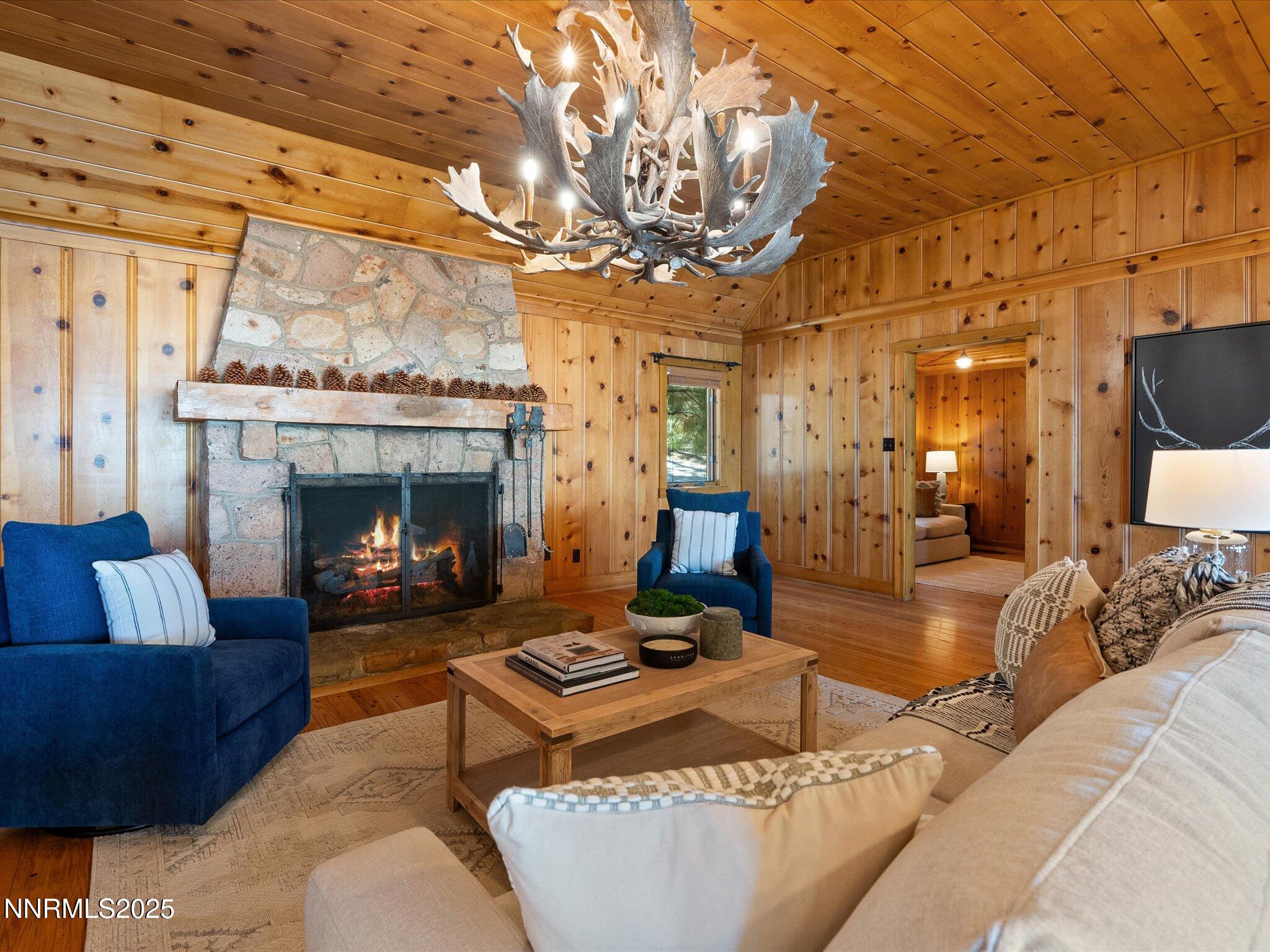 080-1473 Flowers Ave-NEW--101