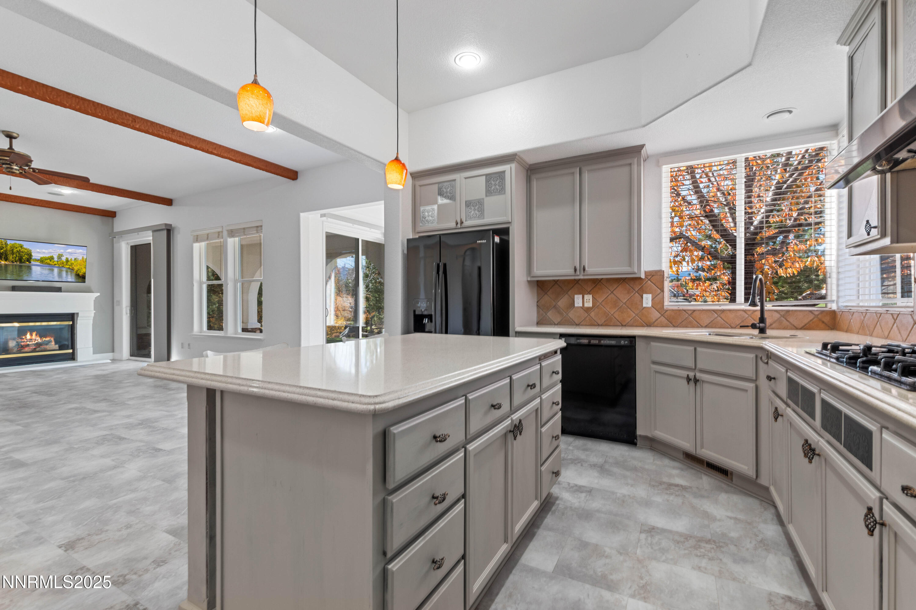 8200 Antler Pointe Ct (10 of 18)