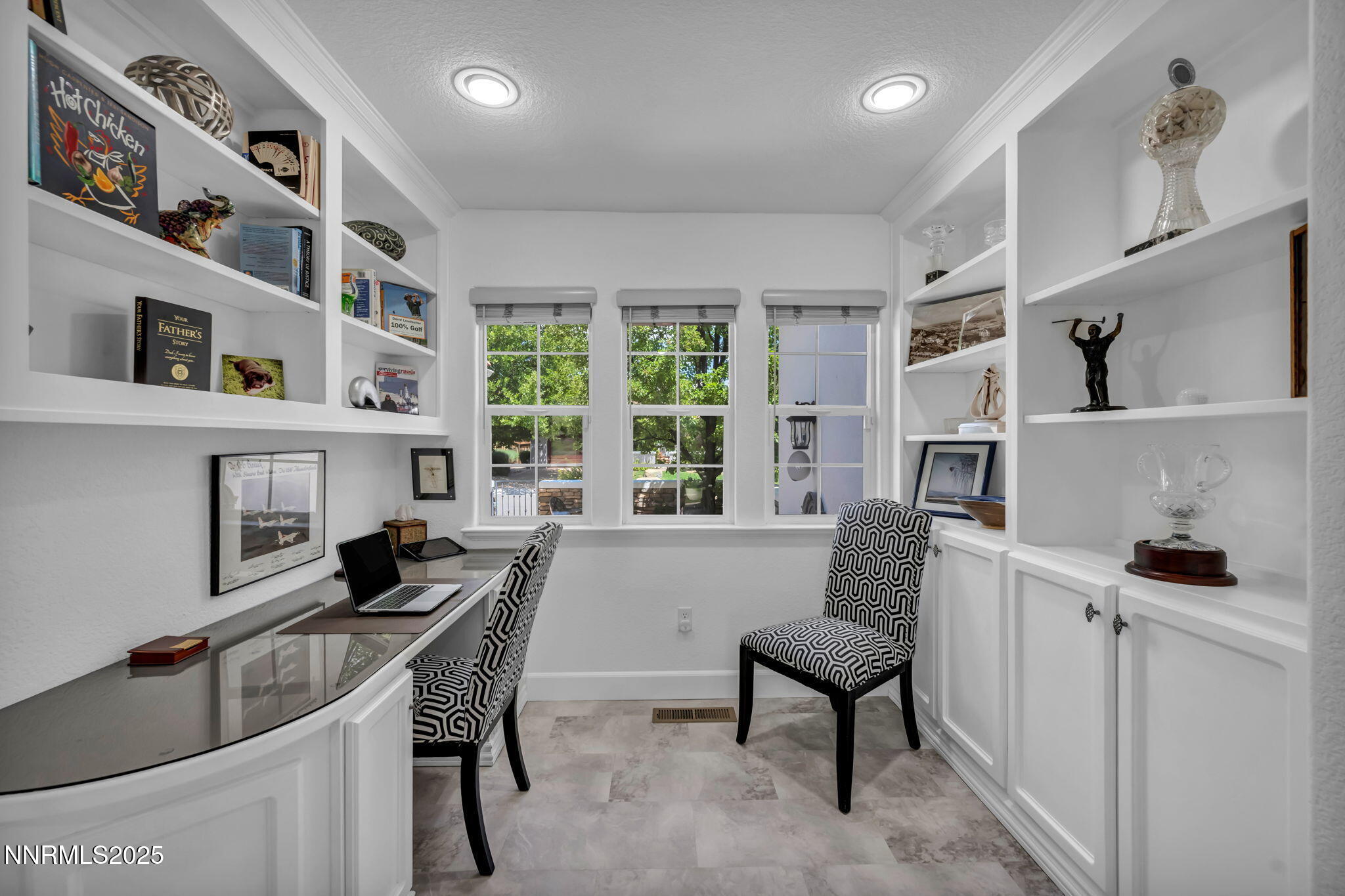 88-web-or-mls-8200-antler-pointe-ct