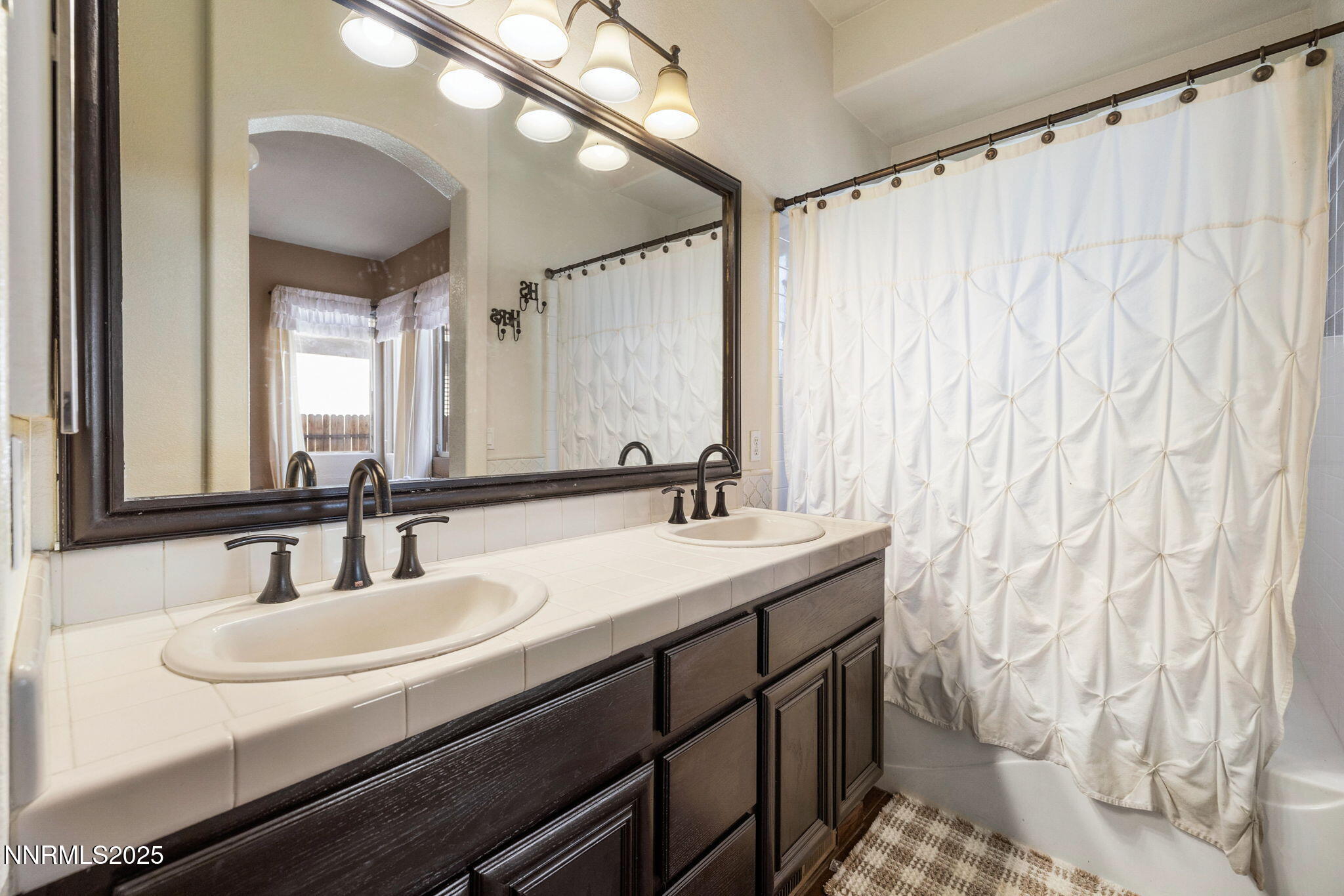 15-web-or-mls-1641 Box Canyon Dr-25