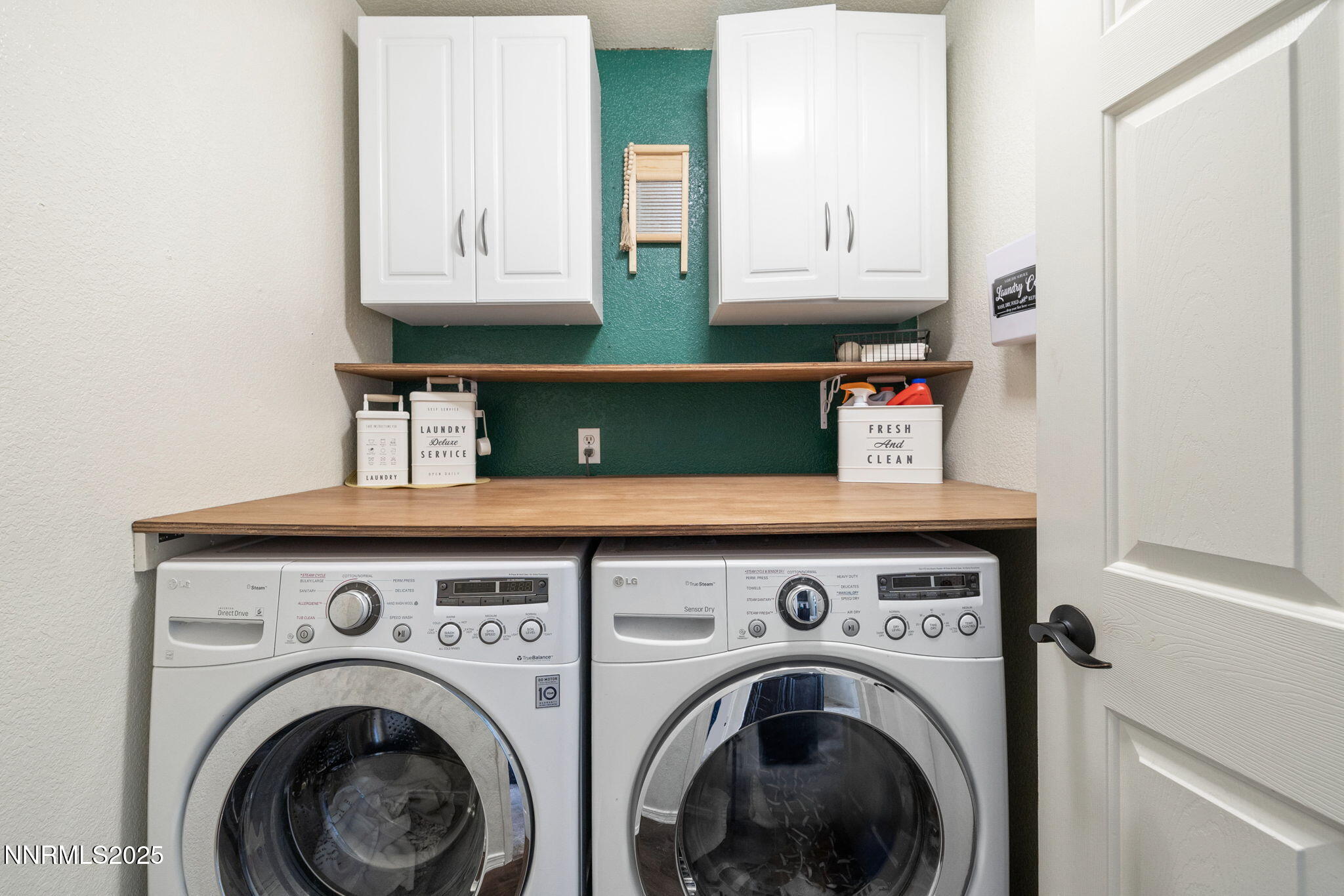 14-web-or-mls-1641 Box Canyon Dr-18