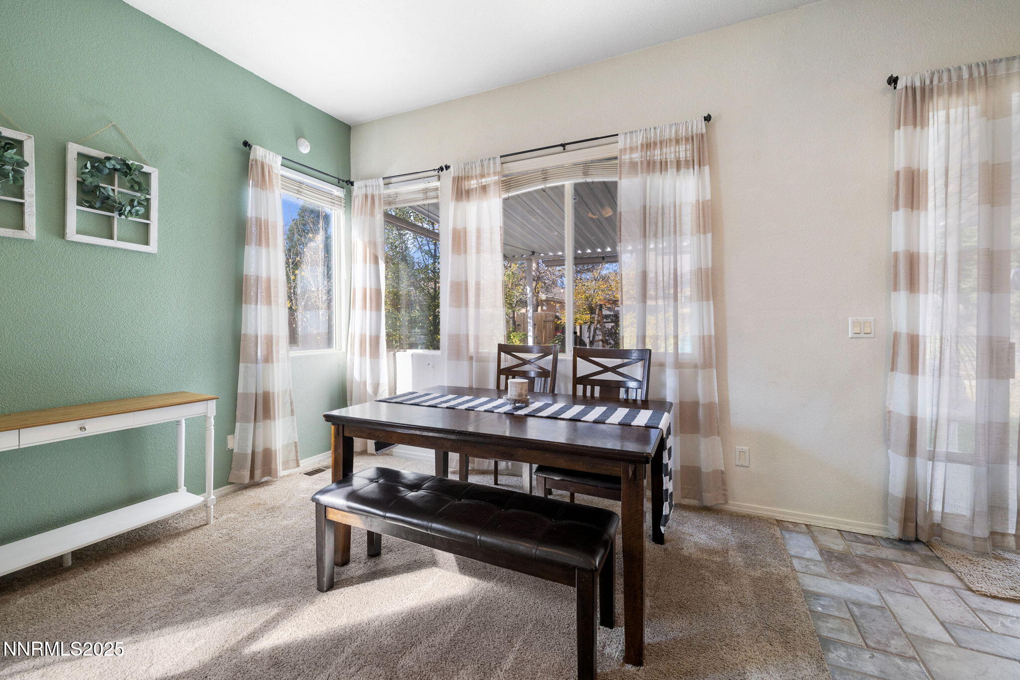 3-web-or-mls-1641 Box Canyon Dr-12