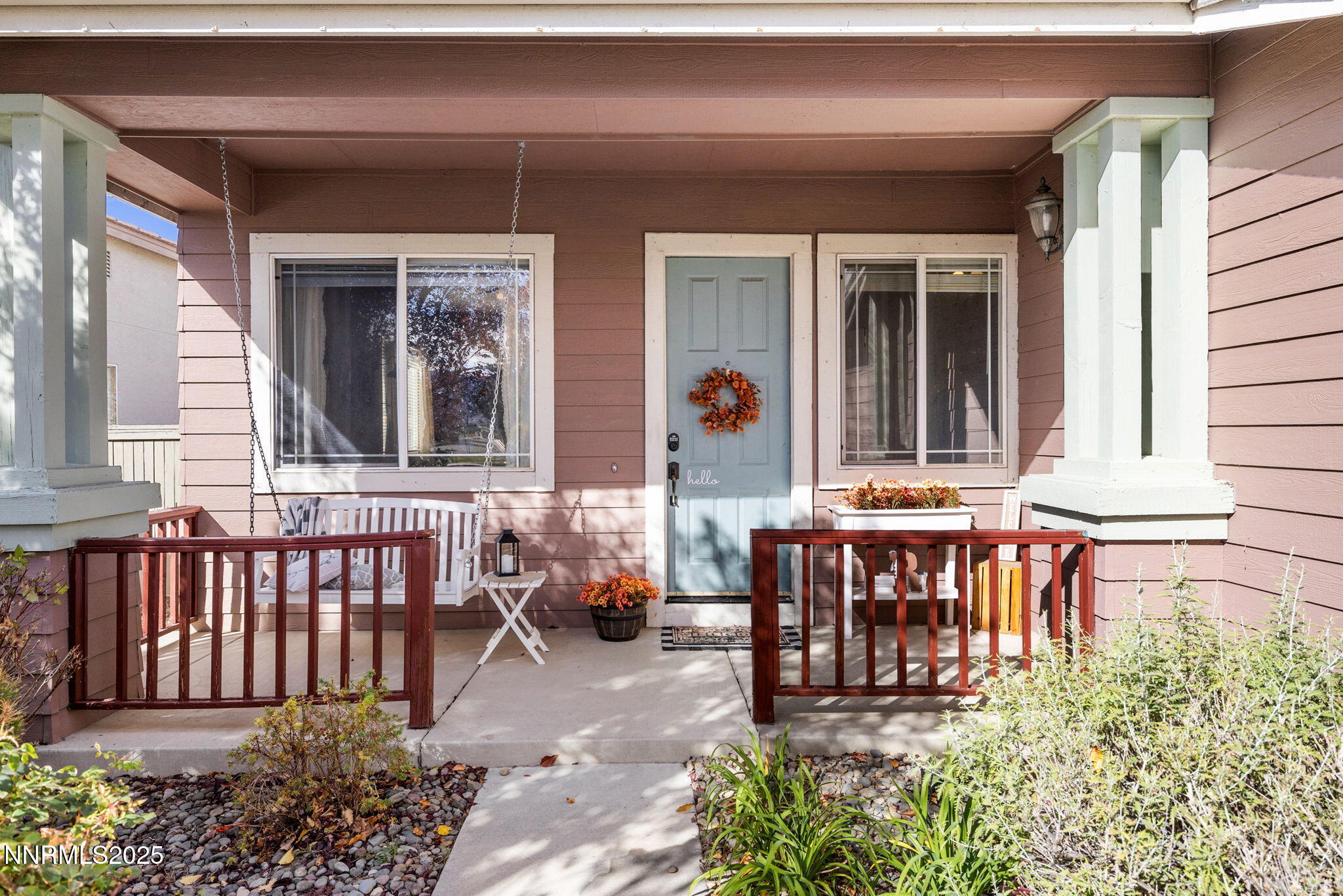 1-web-or-mls-1641 Box Canyon Dr-4