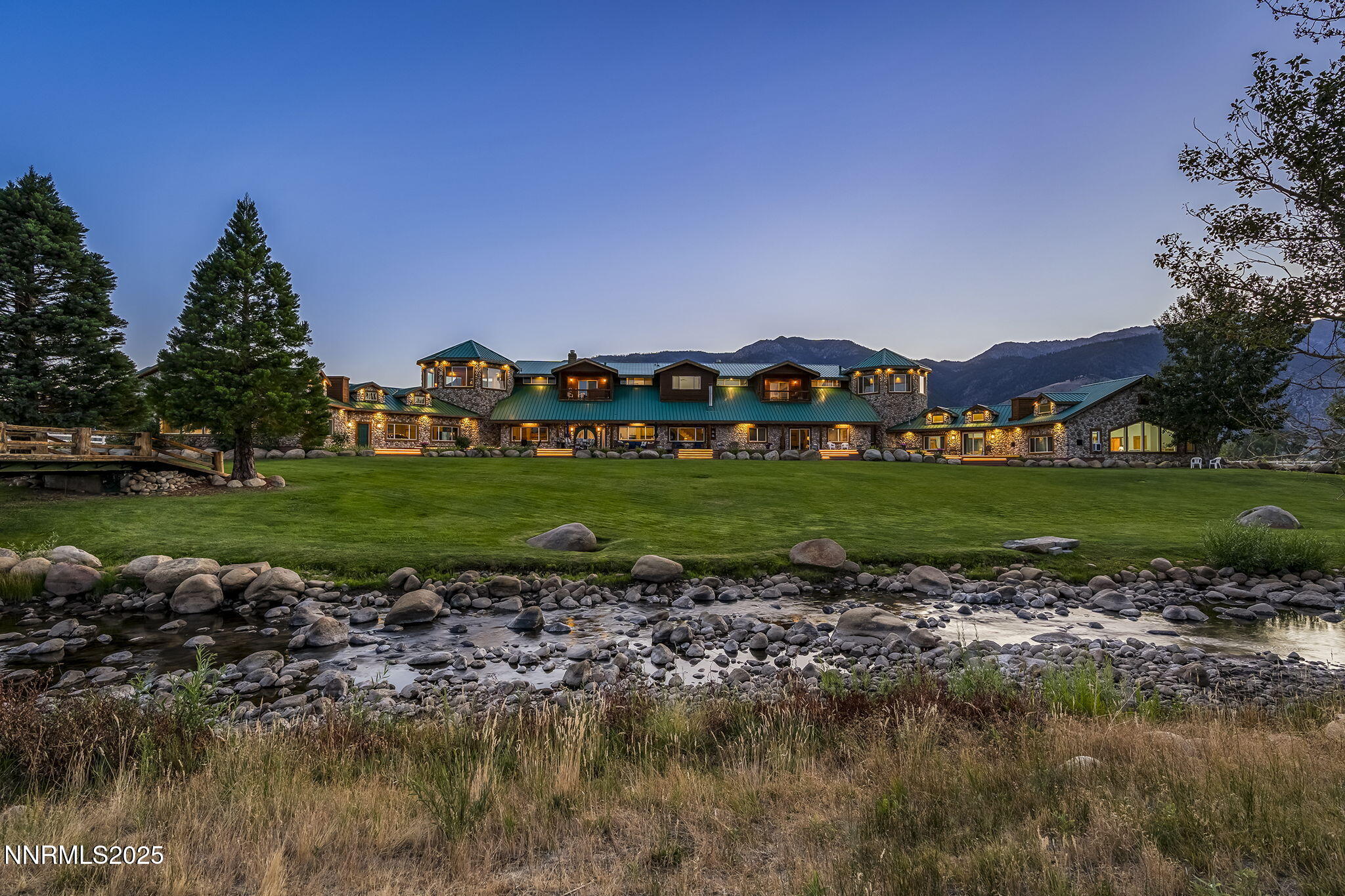 12-web-or-mls-_DSC7855 copy