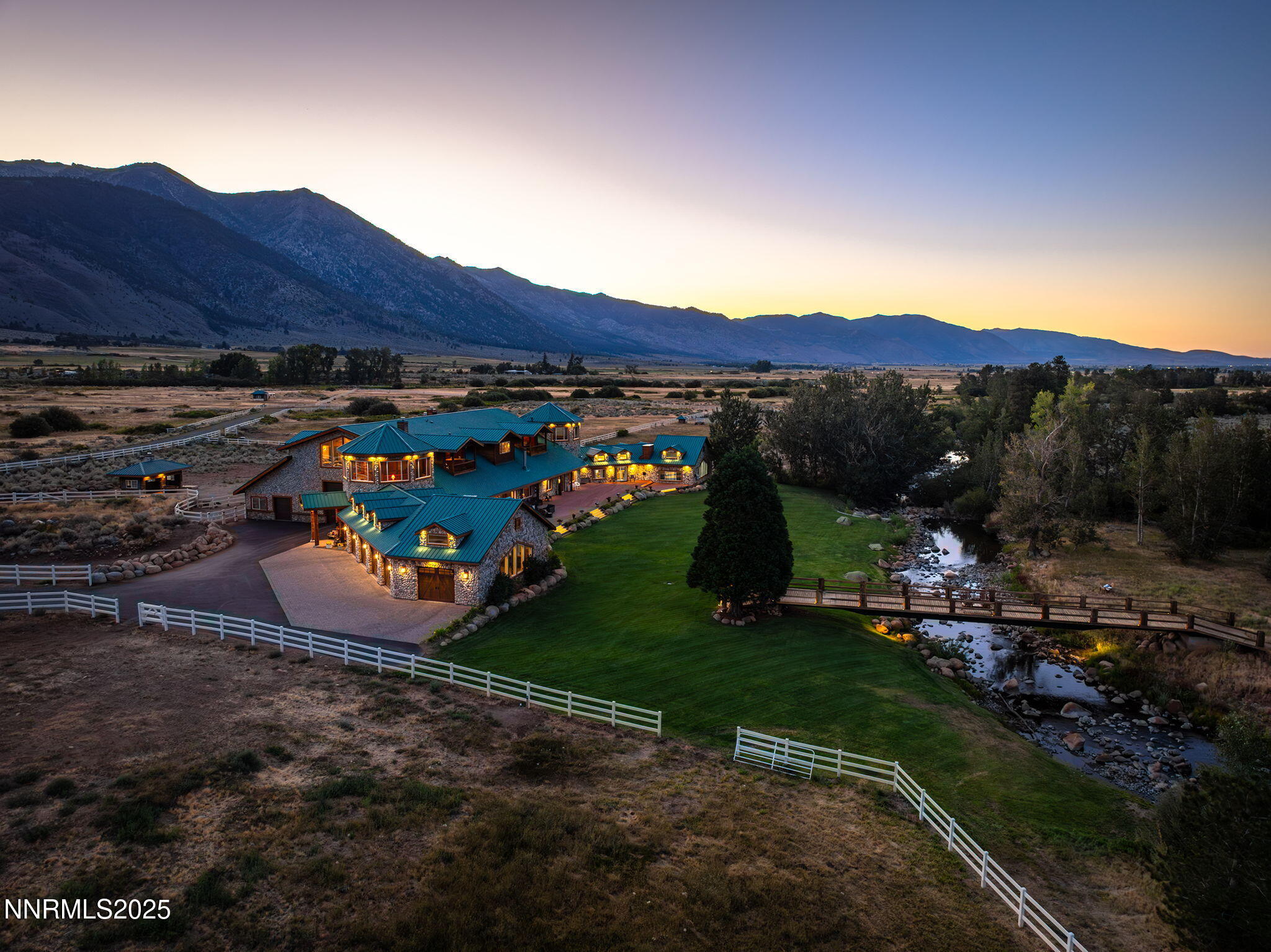 7-web-or-mls-DJI_20250820201102_0523_D c