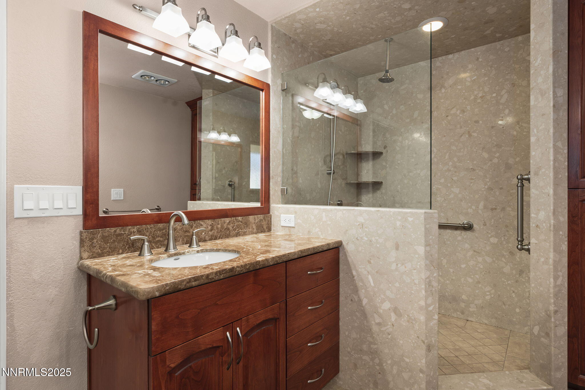 16-web-or-mls-_DSC9827