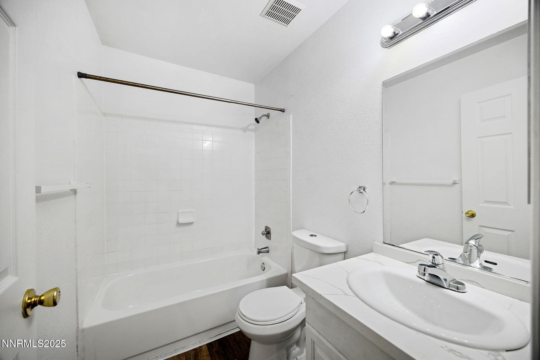 25-web-or-mls-2815 Severn-26