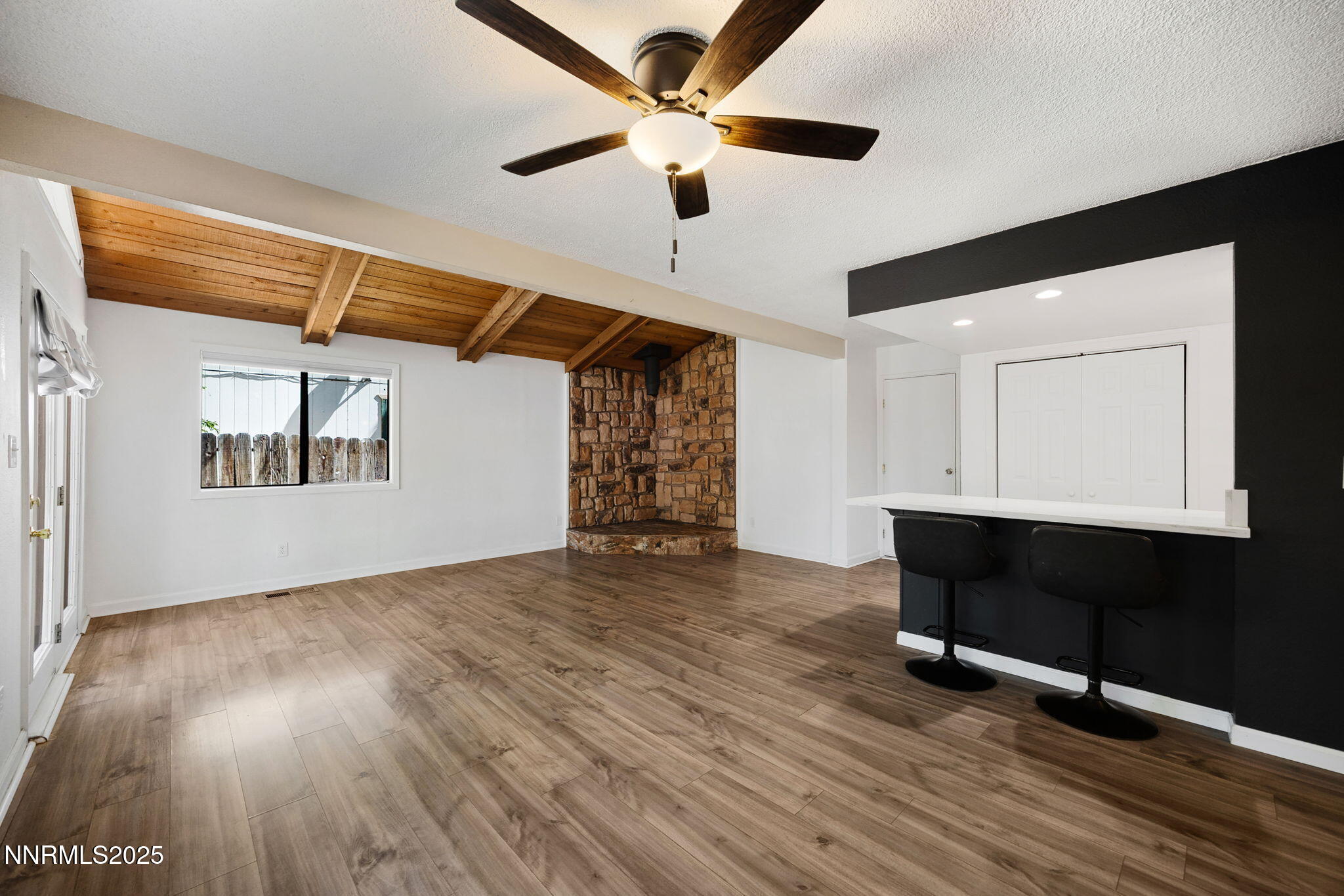 18-web-or-mls-2815 Severn-19