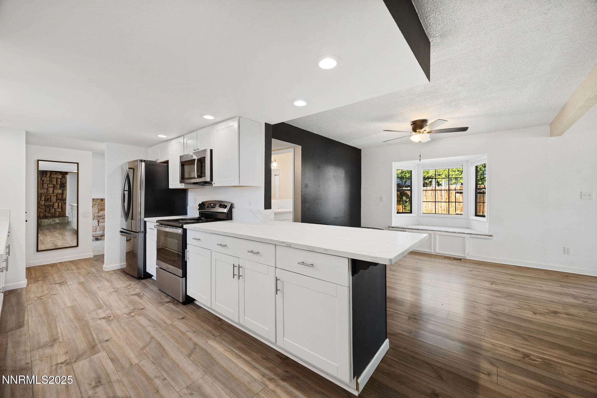 13-web-or-mls-2815 Severn-14