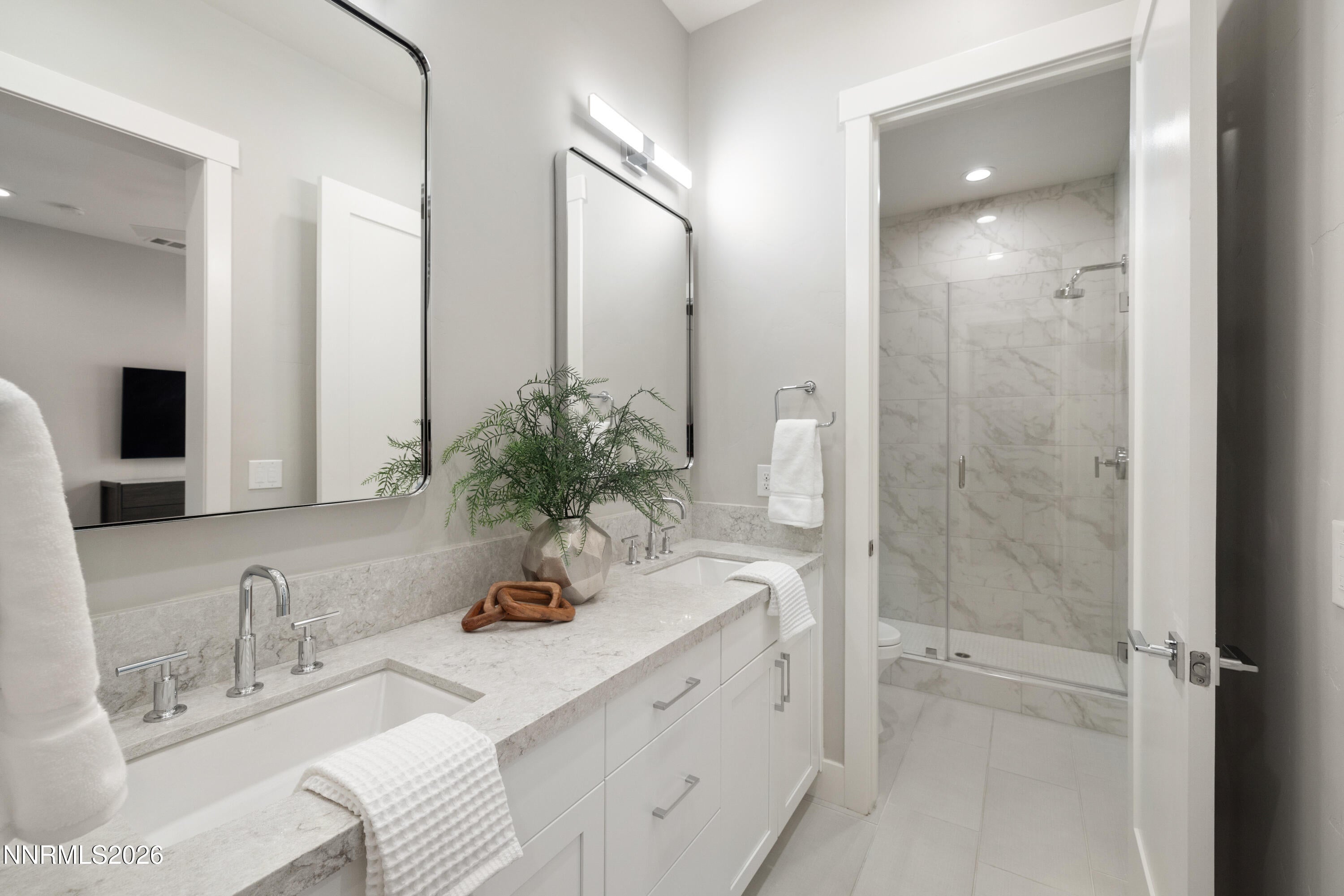 Guest Suite Bath