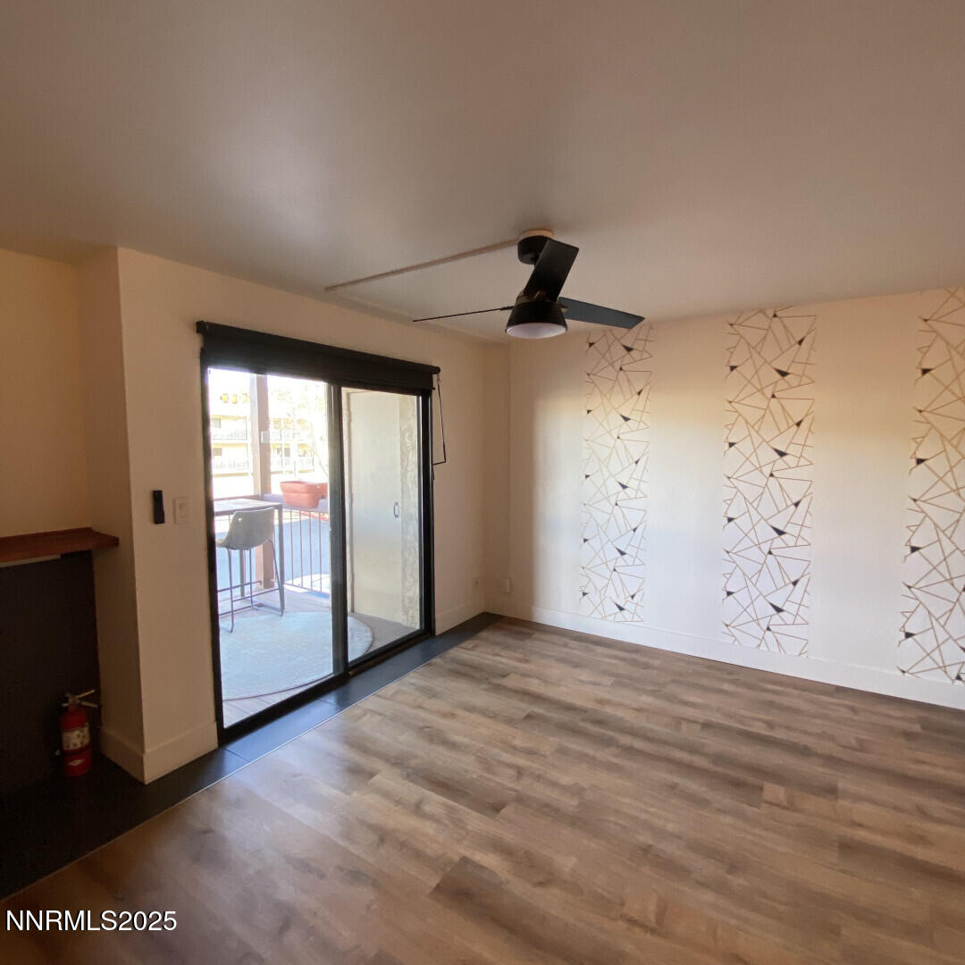 2955LakesideDr_62659_7