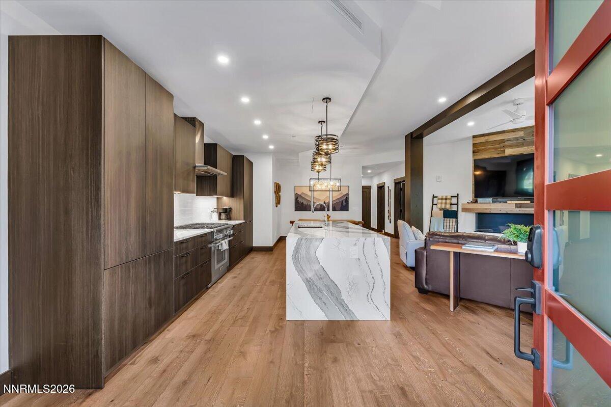 03-25 Beach Club Dr Unit 303 Stateline N