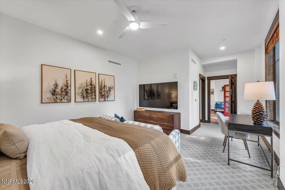 21-25 Beach Club Dr Unit 303 Stateline N