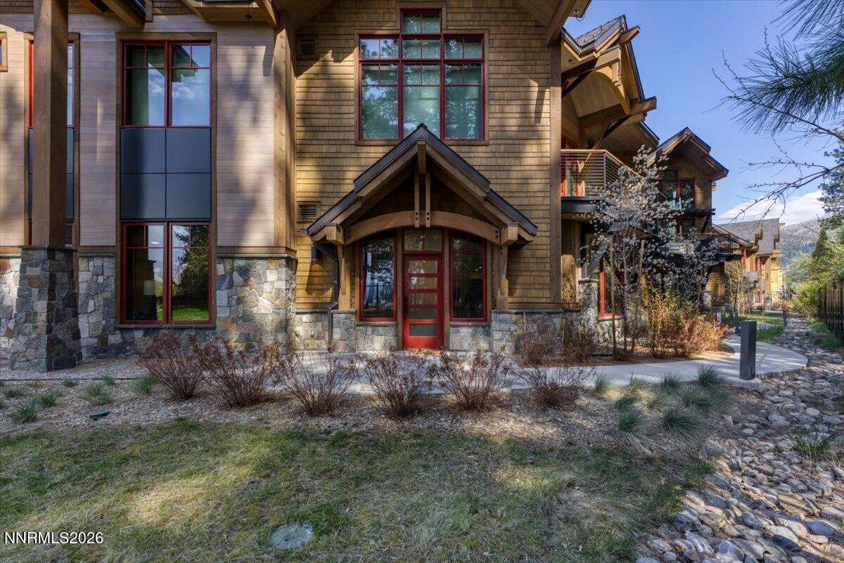 33-25 Beach Club Dr Unit 303 Stateline N