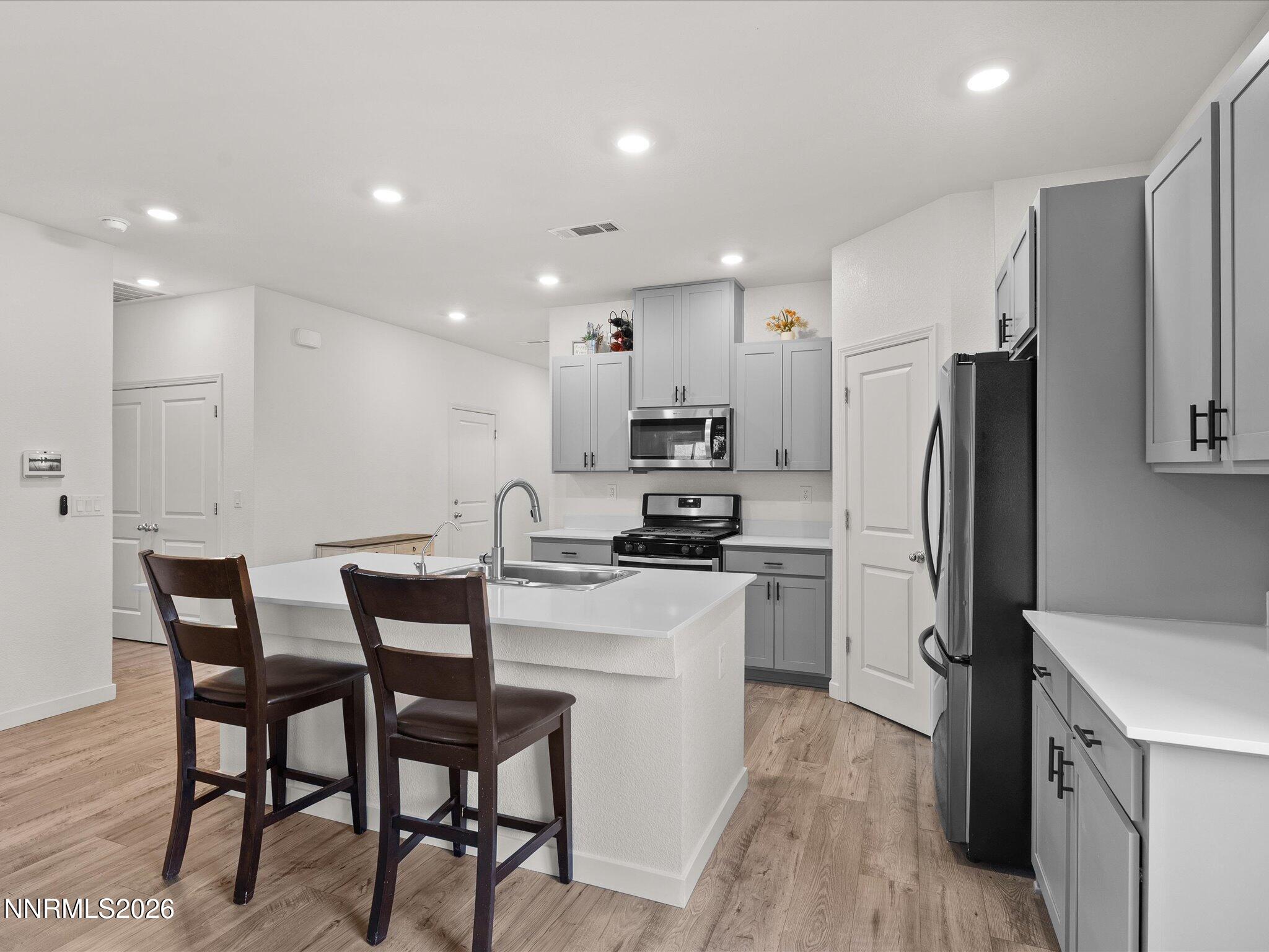 10-2645 Emerson Cir-109