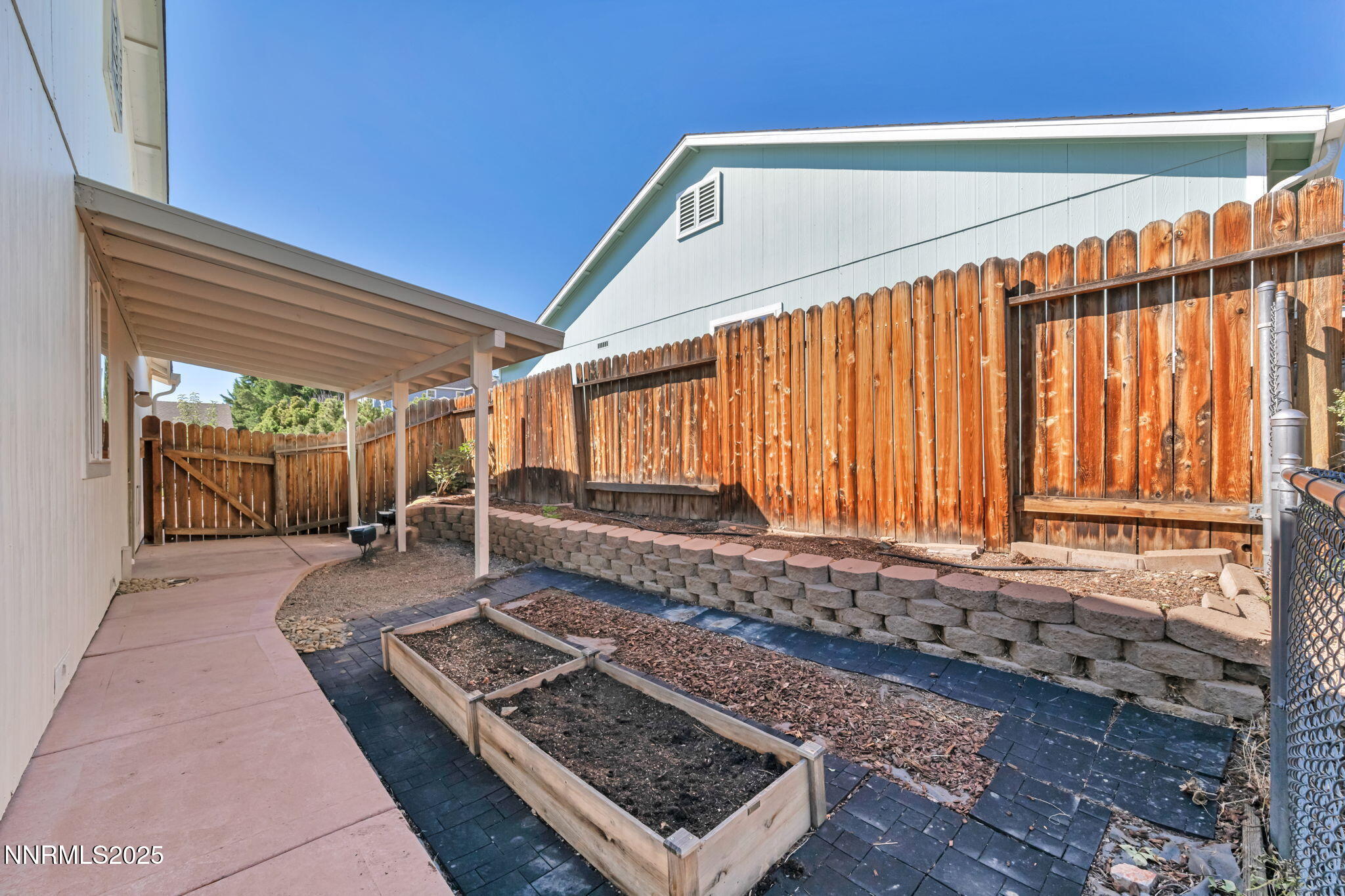 15-web-or-mls-4059-kings-row