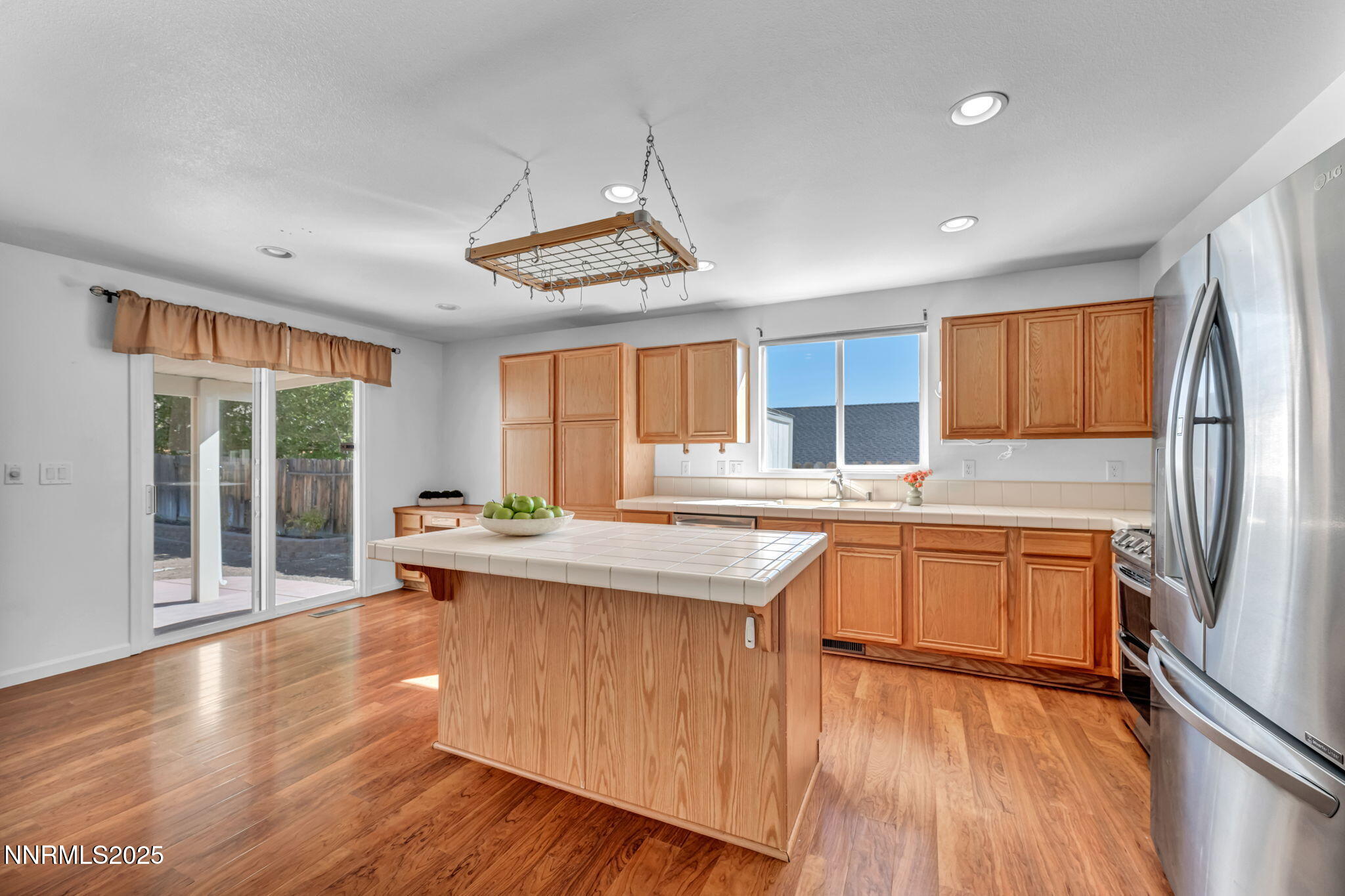 47-web-or-mls-4059-kings-row