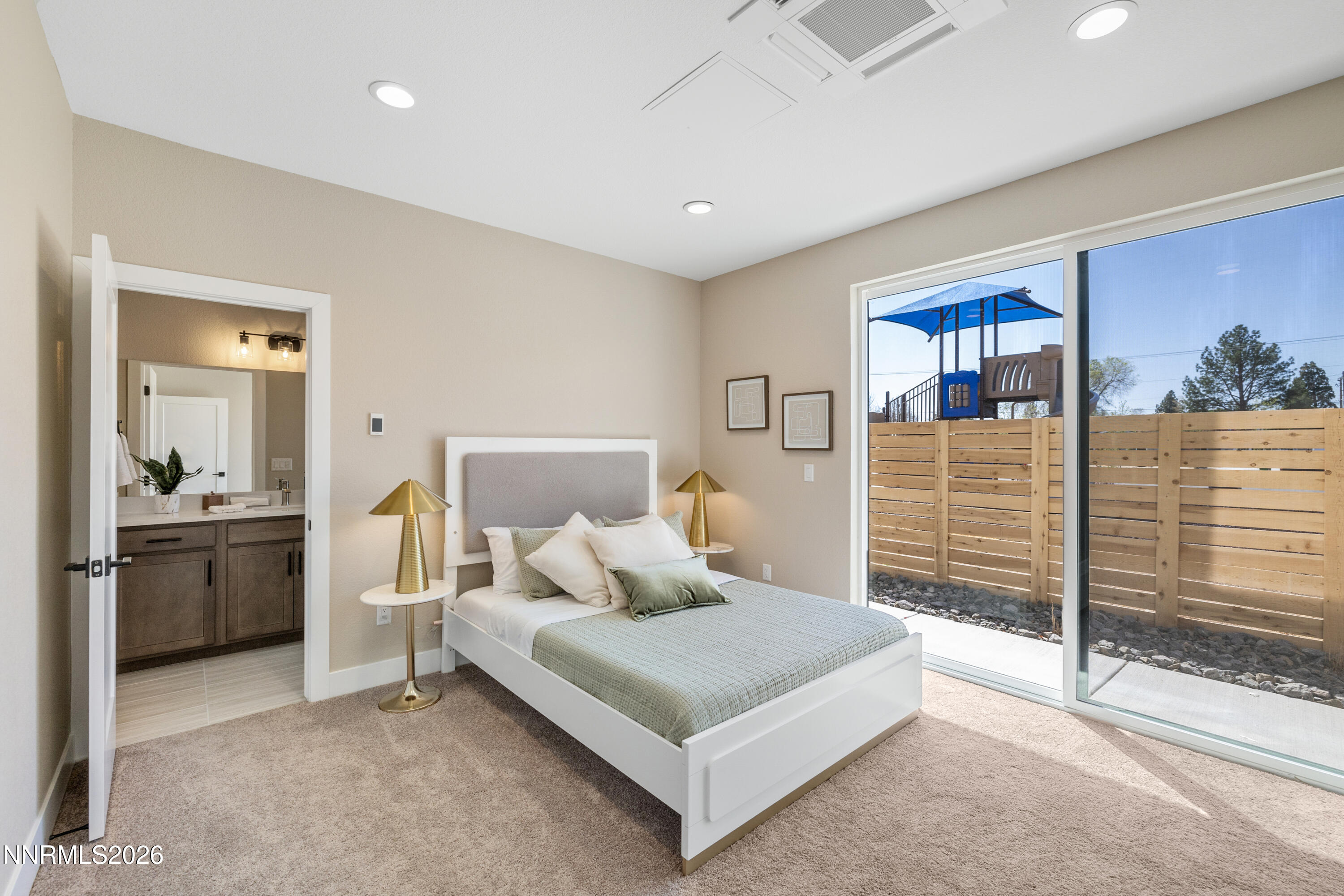 2-print-18 on Lakeside 3 bed-3