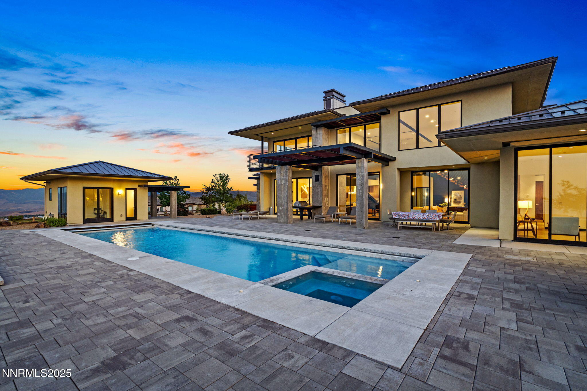 113-web-or-mls-7-print-DSC04494-