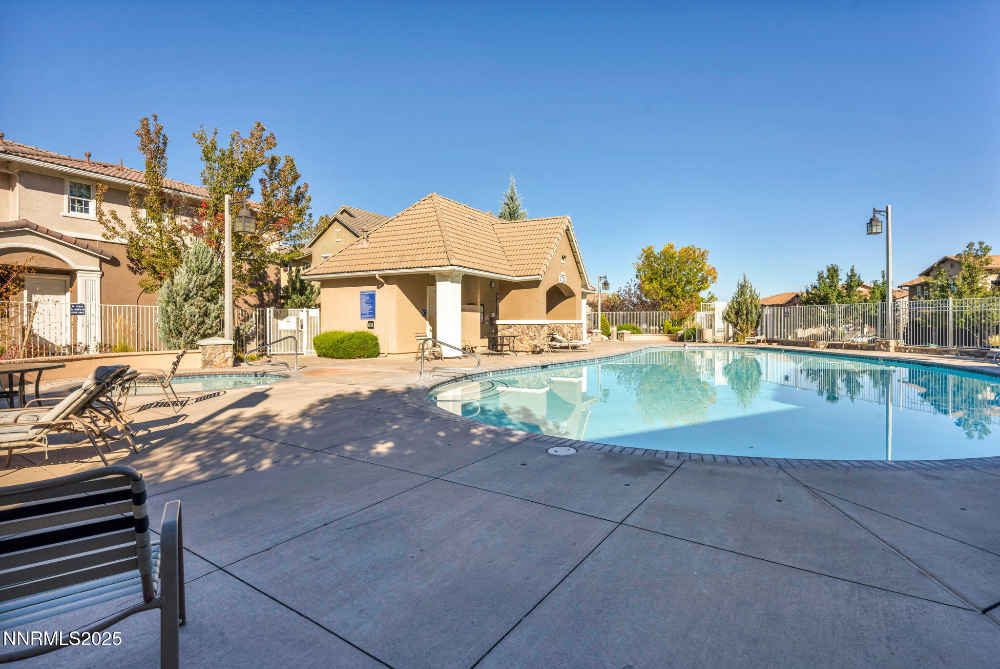 14-web-or-mls-1864-wind-ranch-rd-apt-c