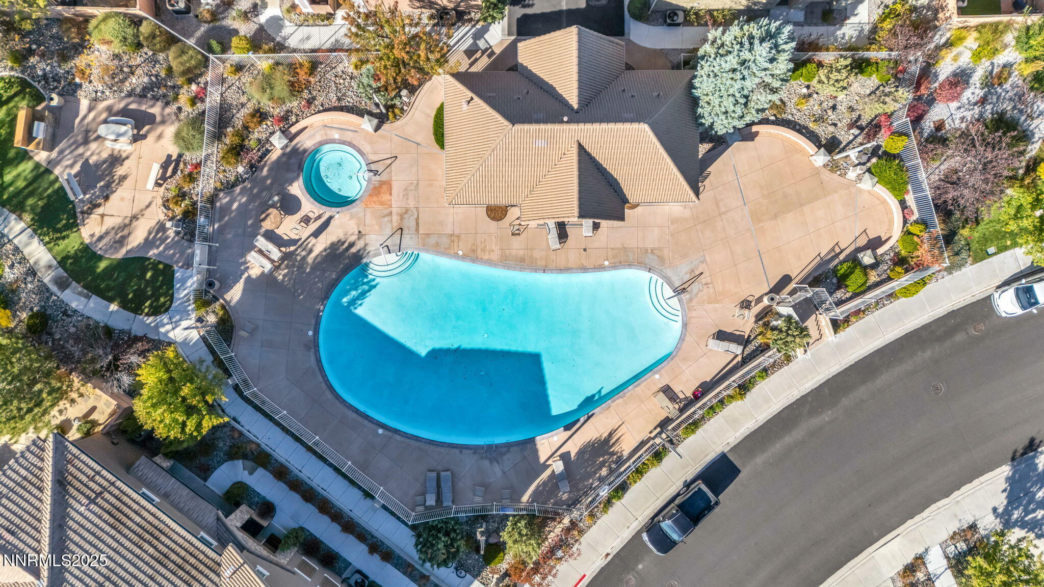 22-web-or-mls-1864-wind-ranch-rd-apt-c