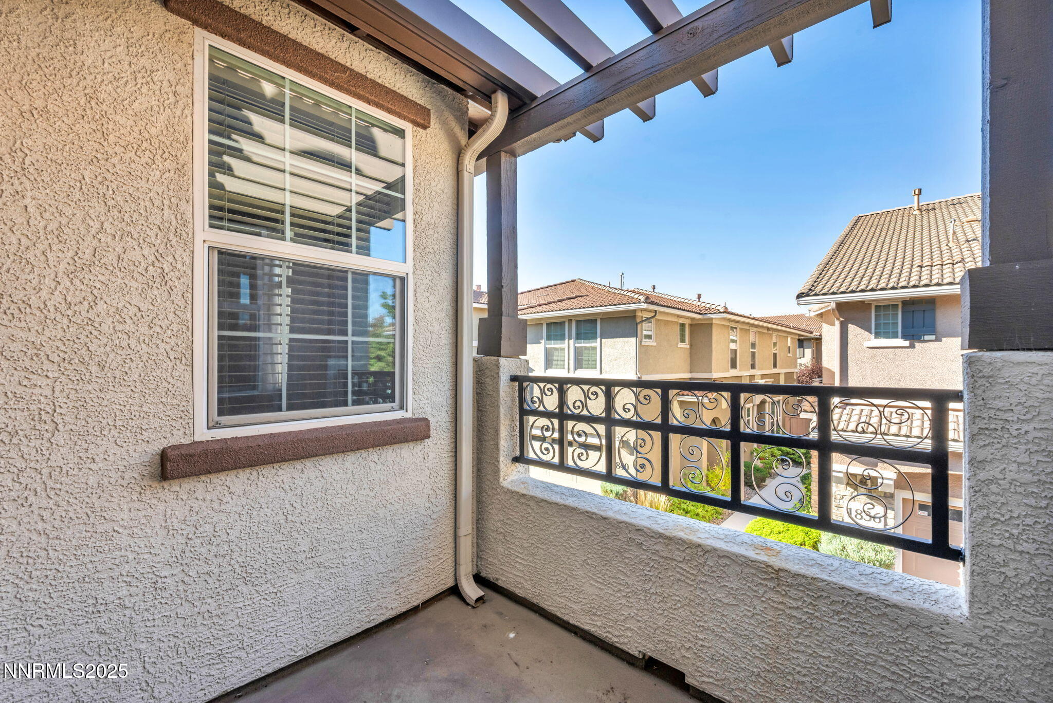 17-web-or-mls-1864-wind-ranch-rd-apt-c