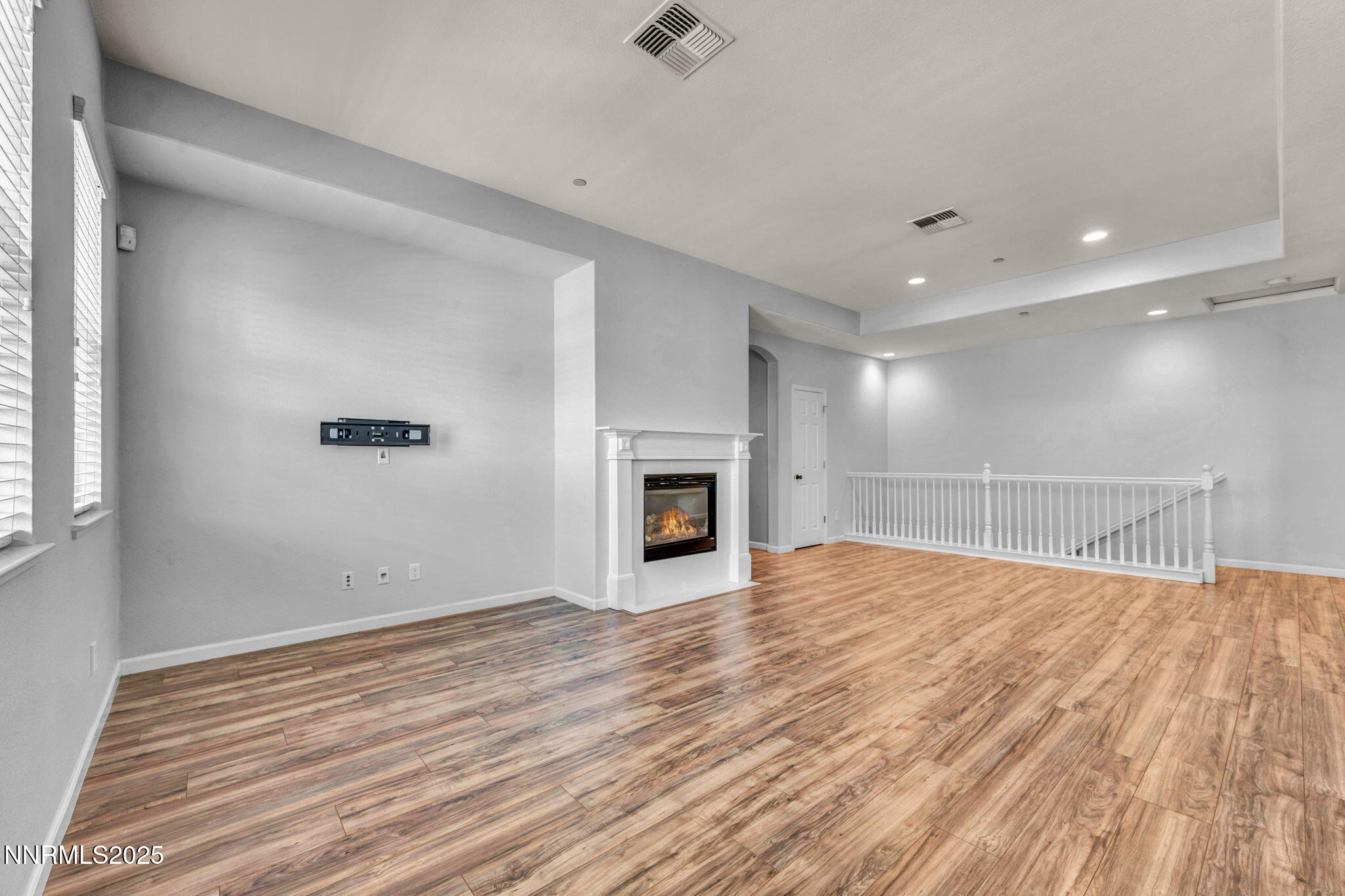 51-web-or-mls-1864-wind-ranch-rd-apt-c